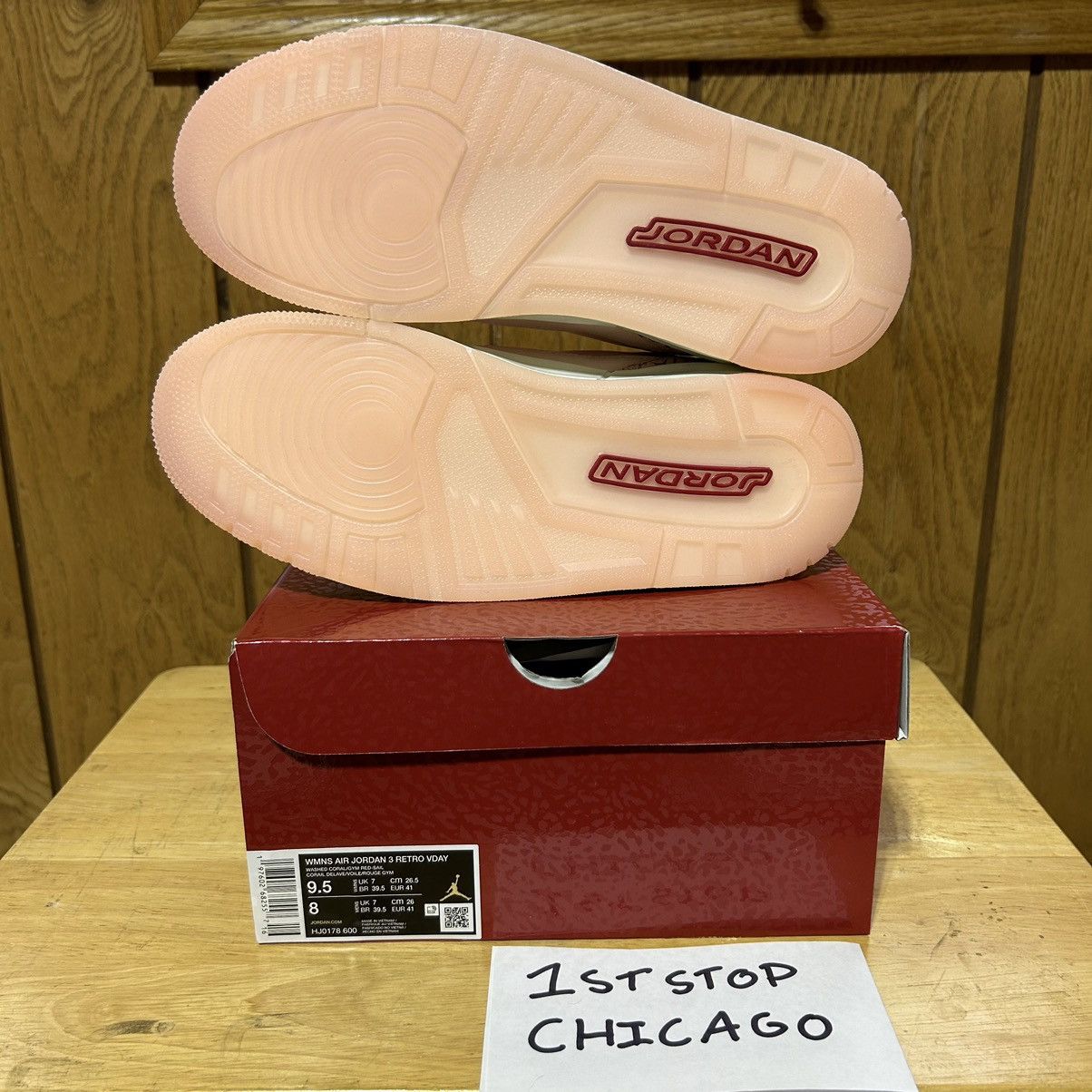 Jordan Brand × Nike Air Jordan 3 Retro Valentine's Day Womens 9.5 HJ0178-600 NEW Size US 9.5 / IT 39.5 - 7 Thumbnail