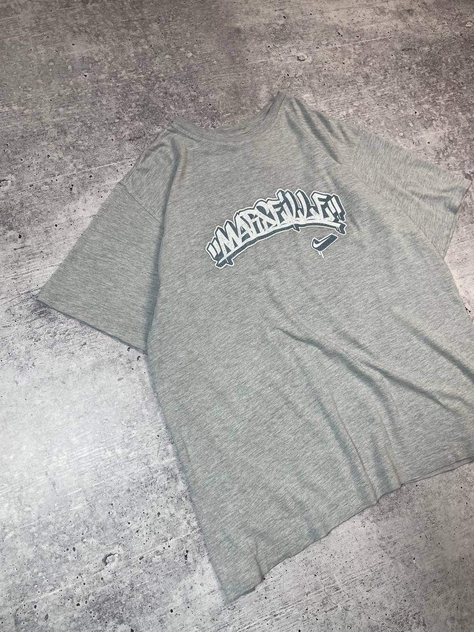 Nike Vintage Nike Town Marseille Graffiti Logo Tee T-Shirt Y2K Size US XL / EU 56 / 4 - 2 Thumbnail