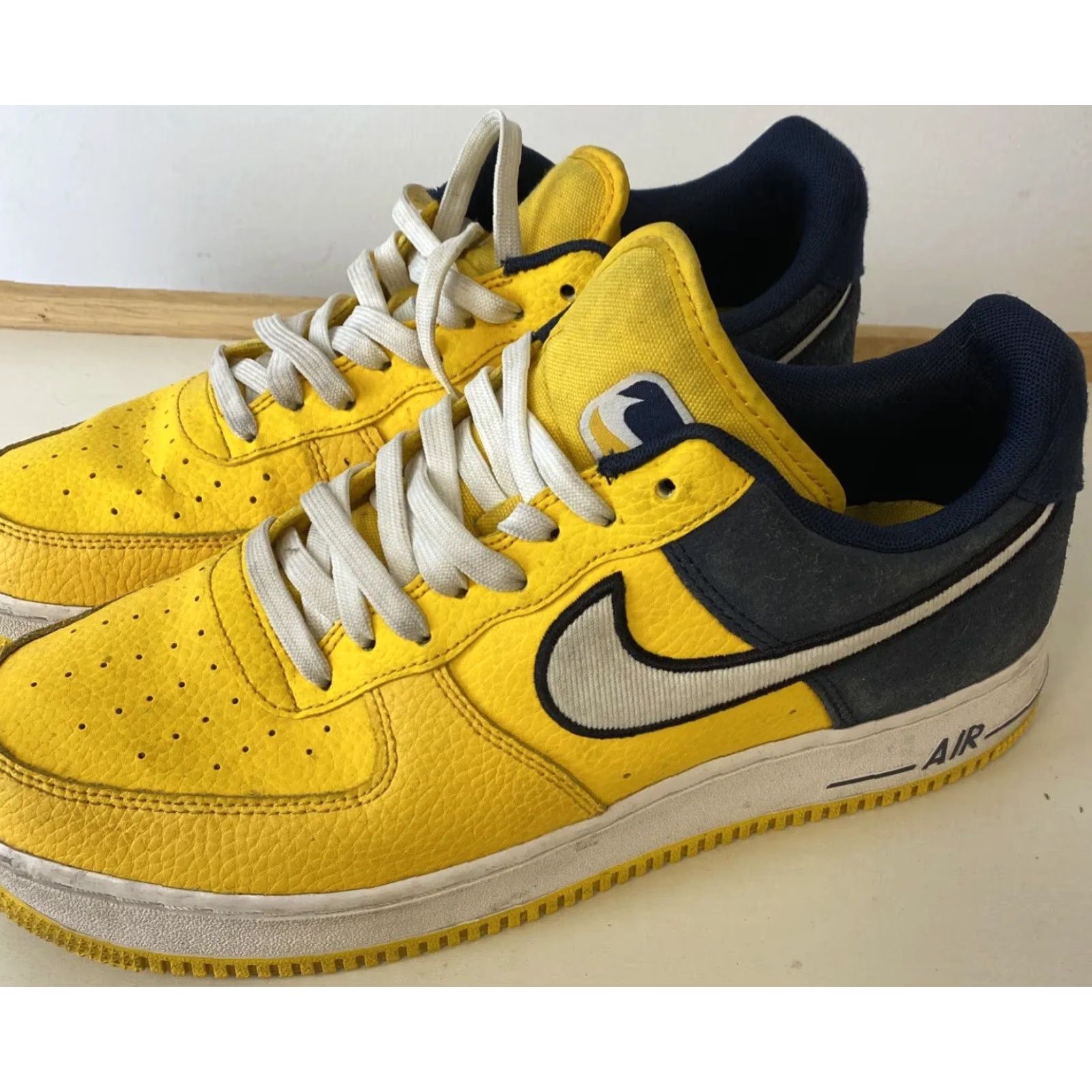Nike Nike Air Force 1 Low 07 Lv8 Amarillo White Yellow Navy Blue Men 10 / S1 Nike Air Force 1 Low 07 Lv8 Amarillo White Yellow Navy Blue Men 10 / S1 Size ONE SIZE - 2 Thumbnail