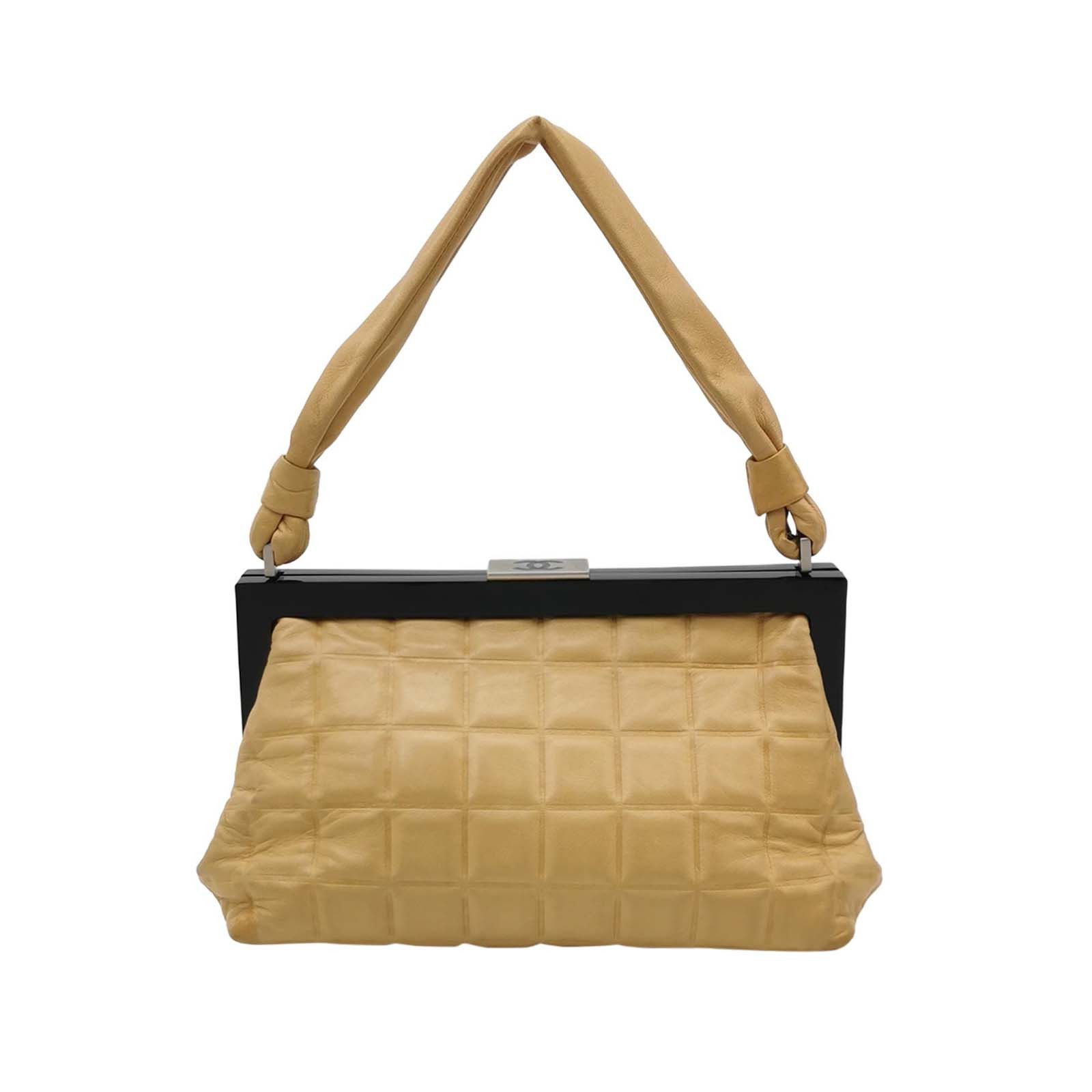 Chanel Chanel Women os Tote Bags Size ONE SIZE - 1 Thumbnail