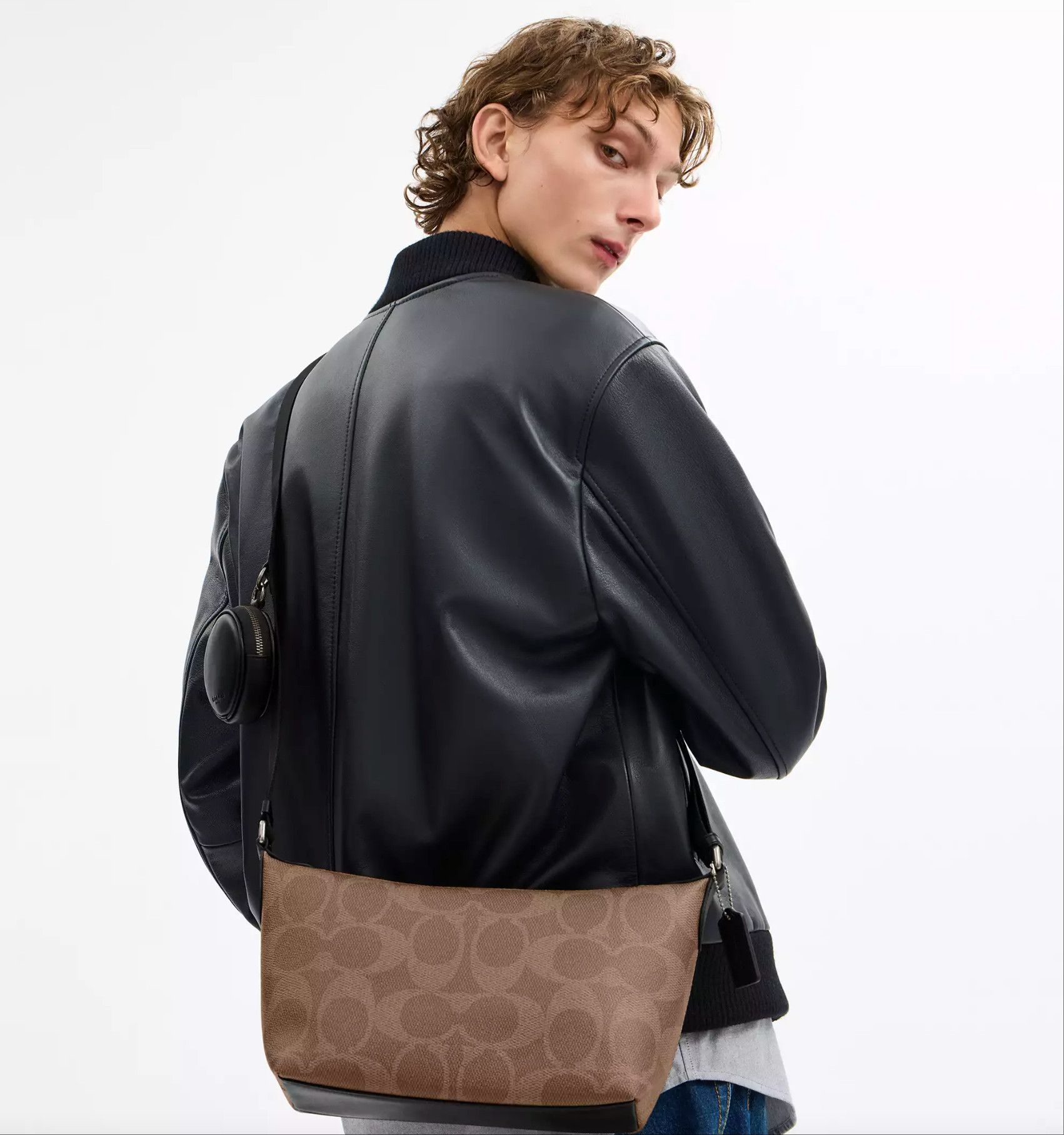 Coach Small Finn Crossbody Bag With Pouch In Maxi Signature Canvas Size ONE SIZE - 7 Thumbnail
