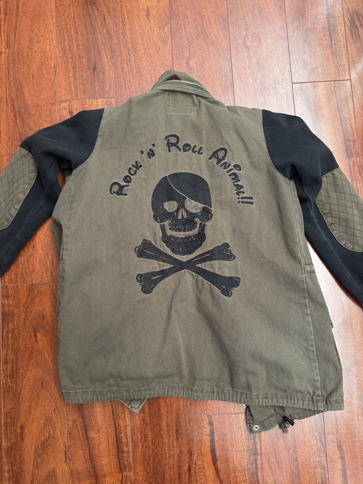 Japanese Brand Glad News “Rock N Roll Animal” skull army zip-up Size US M / EU 48-50 / 2 - 4 Thumbnail