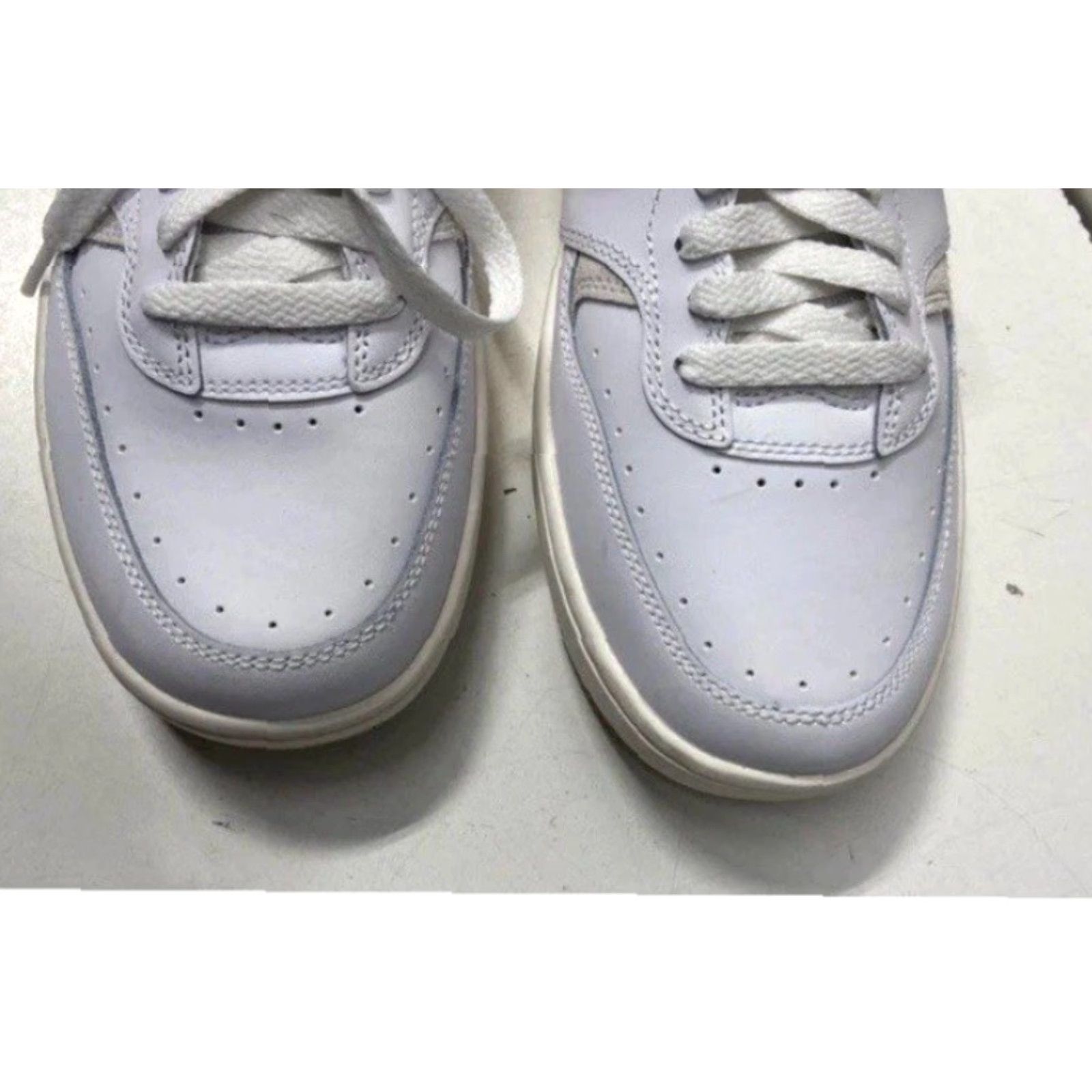 Nike Women's Nike Gamma Force All White Low Top Sneakers DX9176-100 Size 8 Shoes Casual Leather White Womens Nike Gamma Force Sneakers Size US 8 / IT 38 - 2 Thumbnail