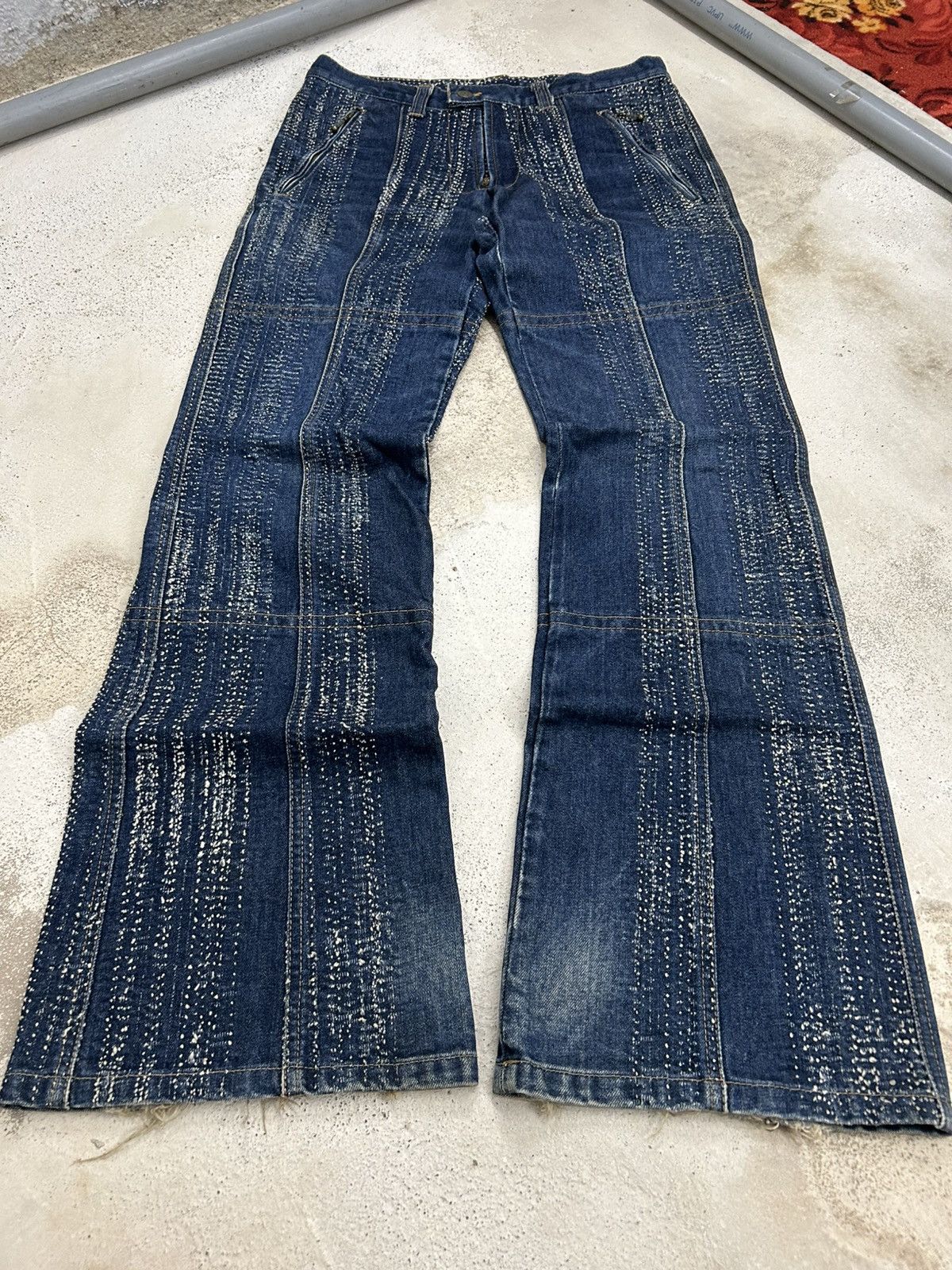20471120 × Japanese Brand × Tornado Mart Flare Tornado Mart Archive Japan Uruboro Unique Stiching Size US 29 - 1 Thumbnail