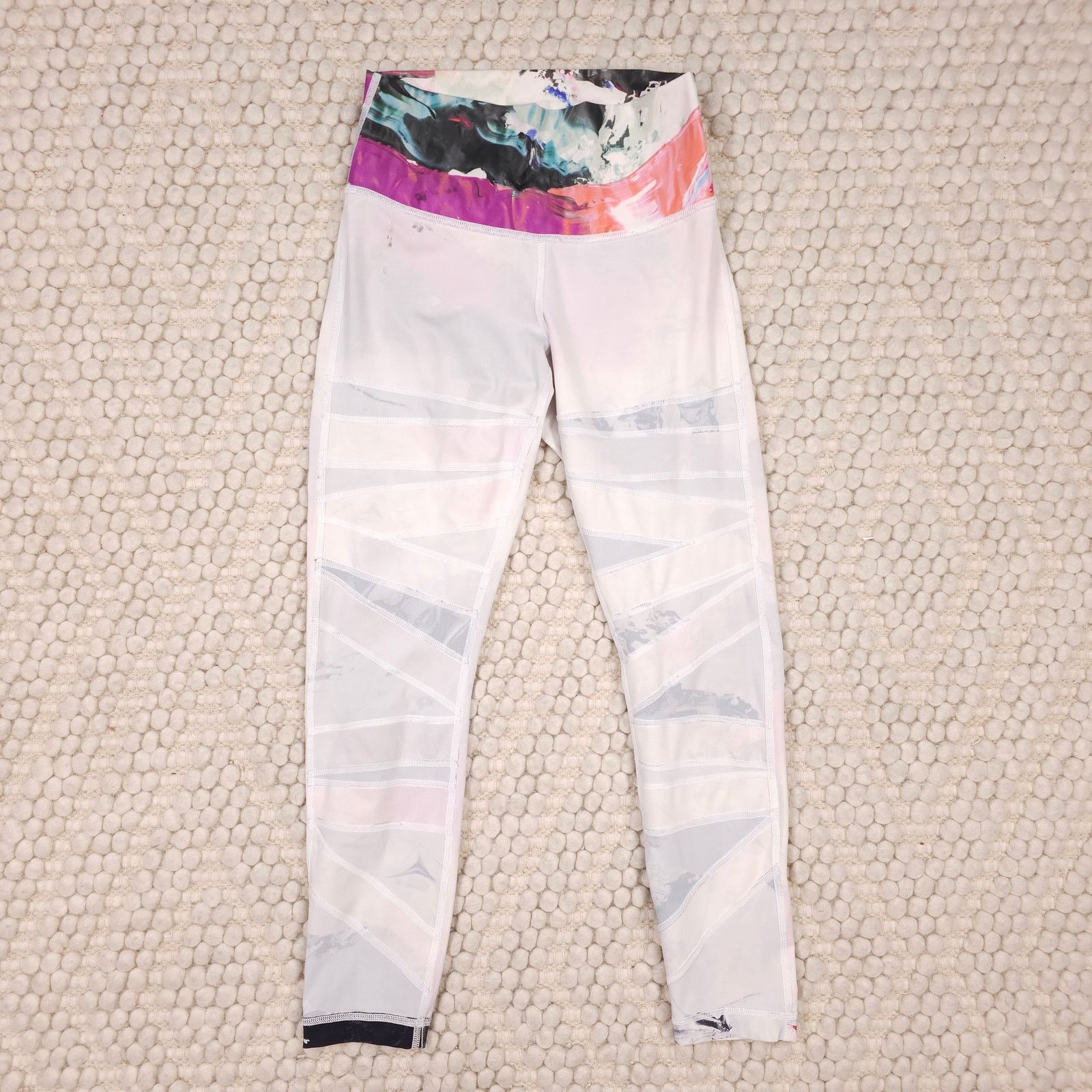 Lululemon Lululemon High Times Leggings Pigment Wave Multi White Size 28" / US 6 / IT 42 - 9 Thumbnail