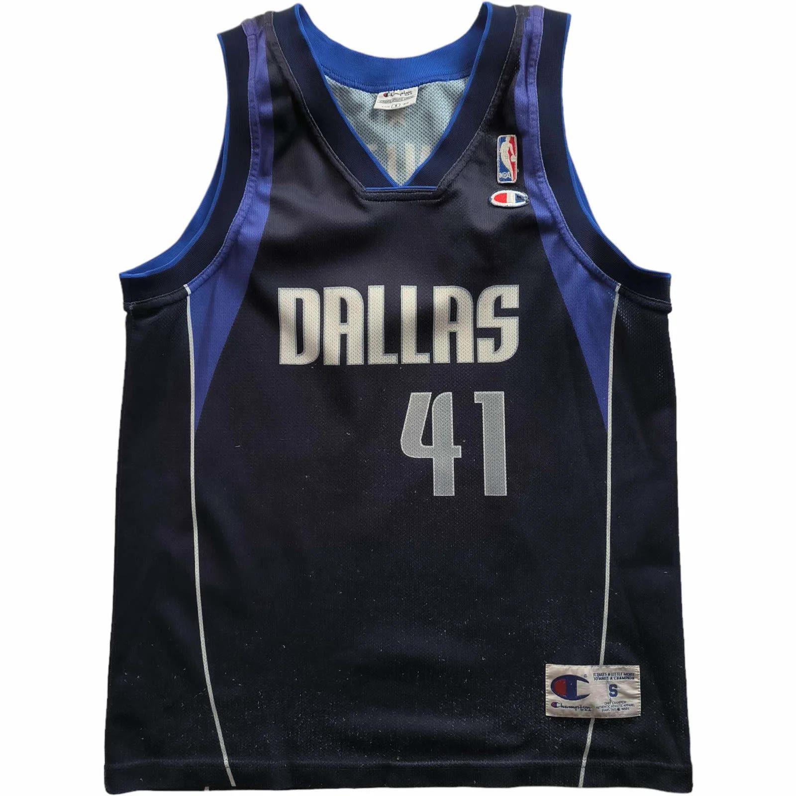 Champion Dallas Mavericks Dirk Nowitzki Champion EU NBA jersey size S Size US S / EU 44-46 / 1 - 1 Thumbnail