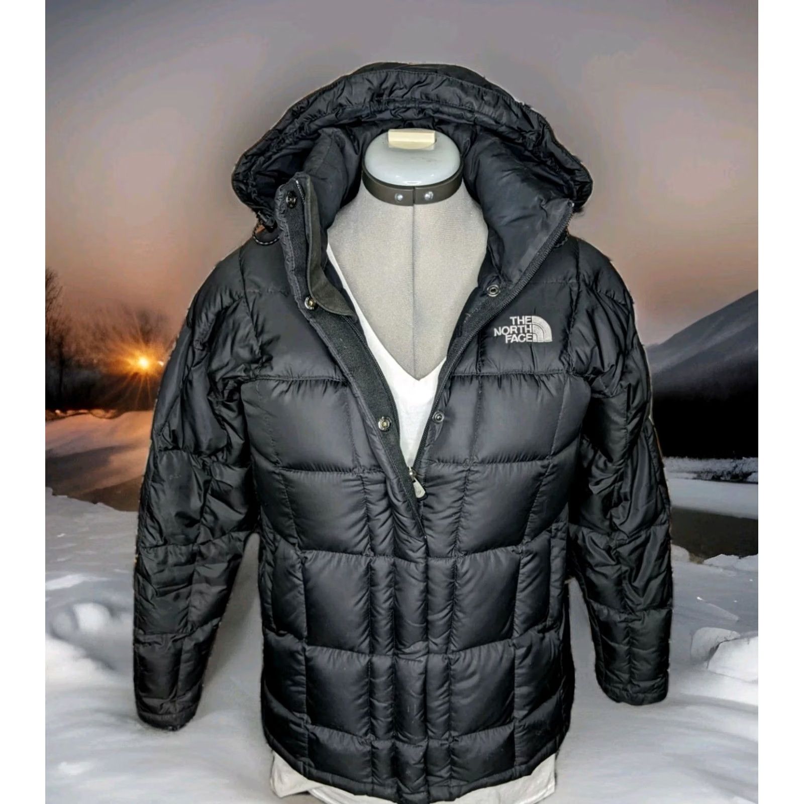 The North Face The North Face Metropolis Jacket Womens Small Black Down Puffer Hood Parka Winter Size S / US 4 / IT 40 - 2 Thumbnail