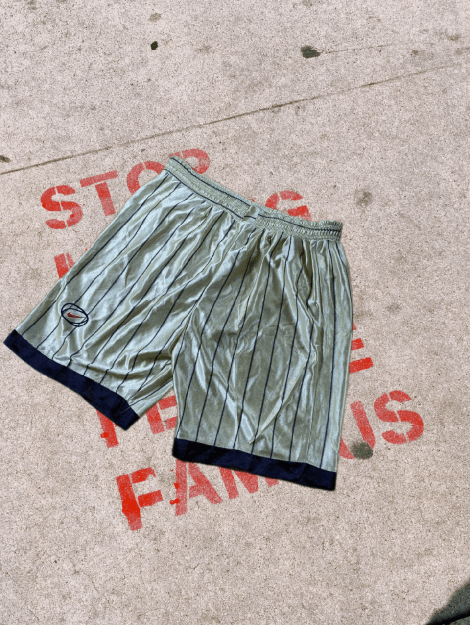 Nike × Vintage Vintage Nike Shorts Size US 32 / EU 48 - 1 Thumbnail