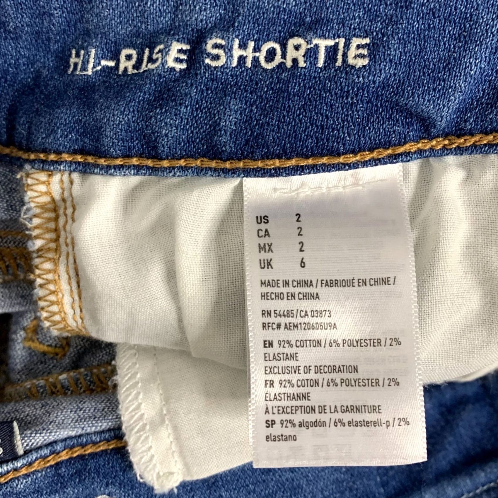 American Eagle Outfitters Item Specifications: Brand: Adidas Size 26" / US 2 / IT 38 - 5 Thumbnail