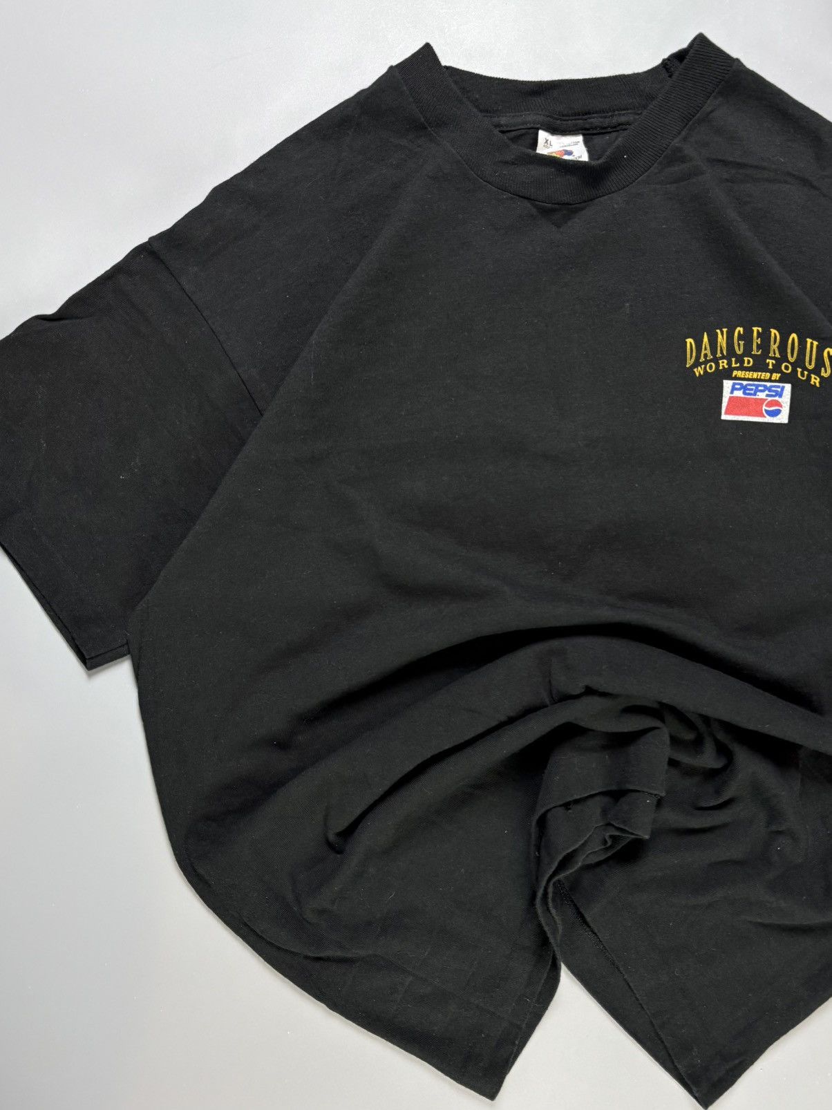 Michael Jackson × Pepsi × Vintage Michael Jackson – Dangerous World Tour x Pepsi tee 1992/3 Size US XL / EU 56 / 4 - 4 Thumbnail