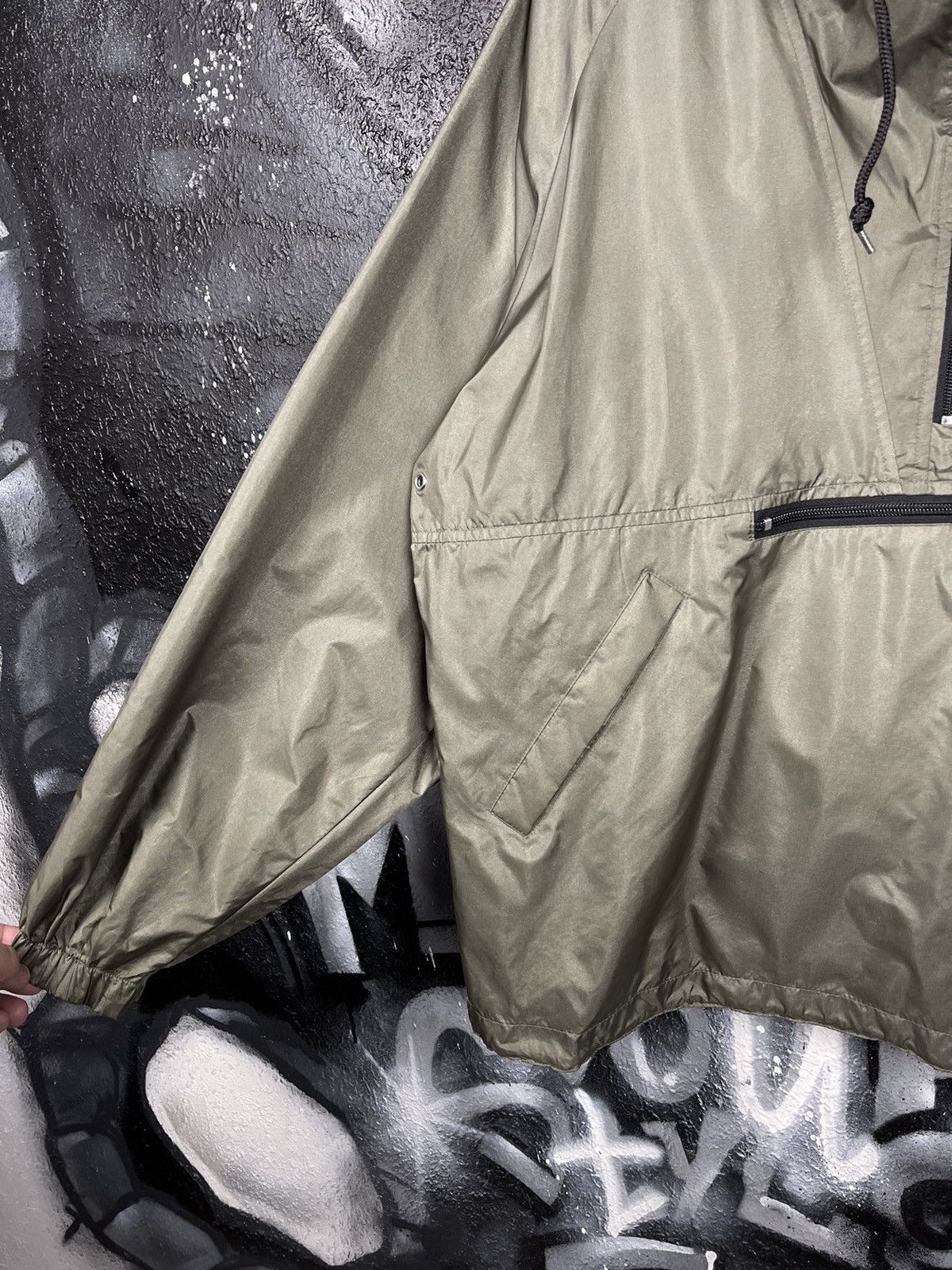 Gap GAP Vintage Y2K Khaki Nylon Anorak Jacket Men’s Size Medium Size US M / EU 48-50 / 2 - 5 Thumbnail