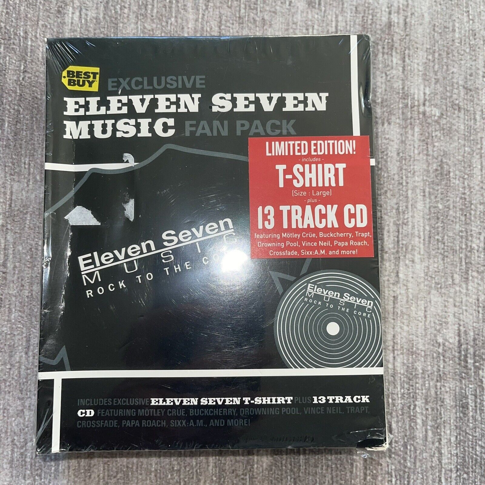 Vintage Eleven Seven Music, Rock To The Core, Black T-Shirt Men's L Size US L / EU 52-54 / 3 - 1 Thumbnail