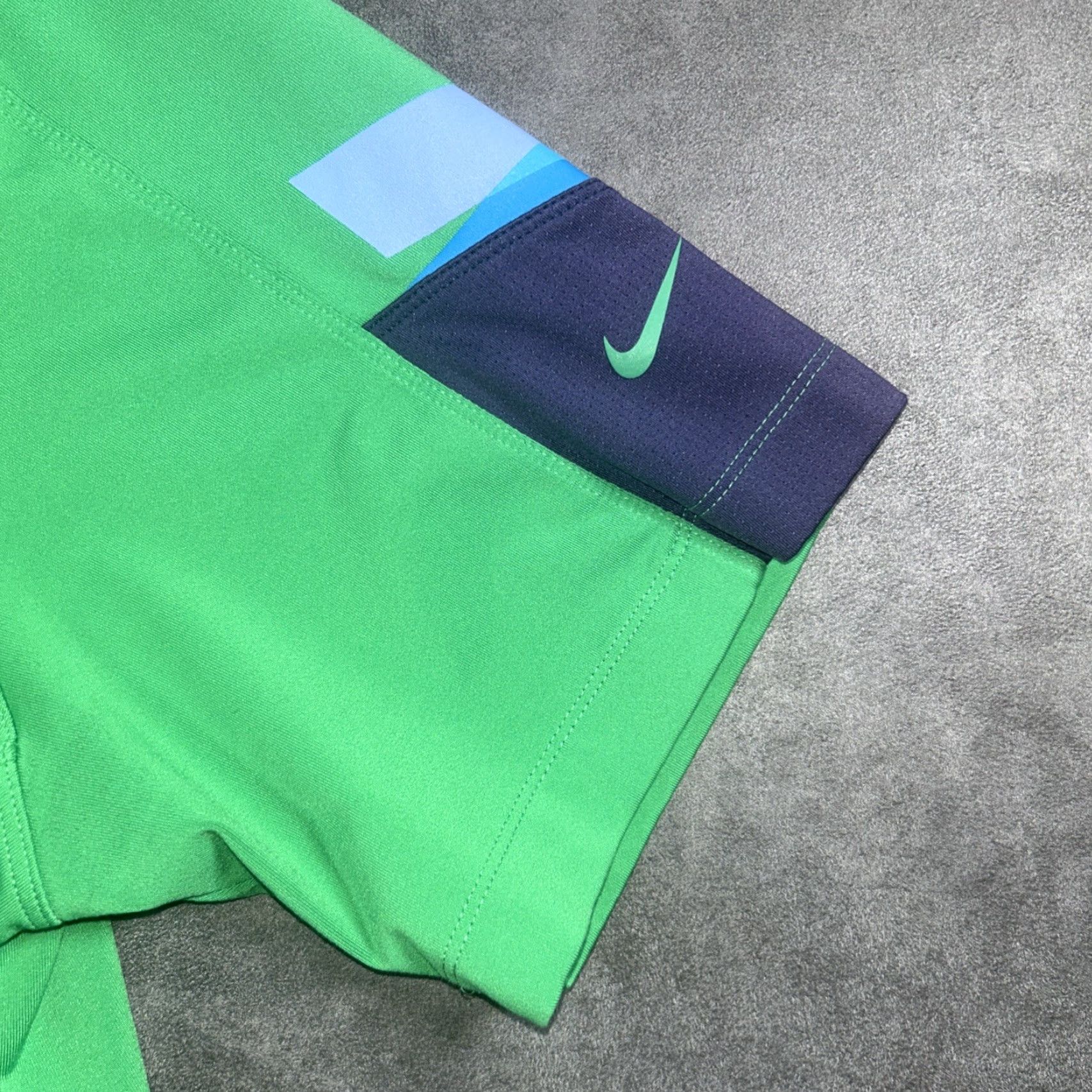 Nike Nike Golf Tour Performance Polo Shirt Mens Large Green Blue Dri-Fit Stretch Short Sleeve Breathable Quick Dry Moisture Wicking Vintage: No Size US L / EU 52-54 / 3 - 2 Thumbnail