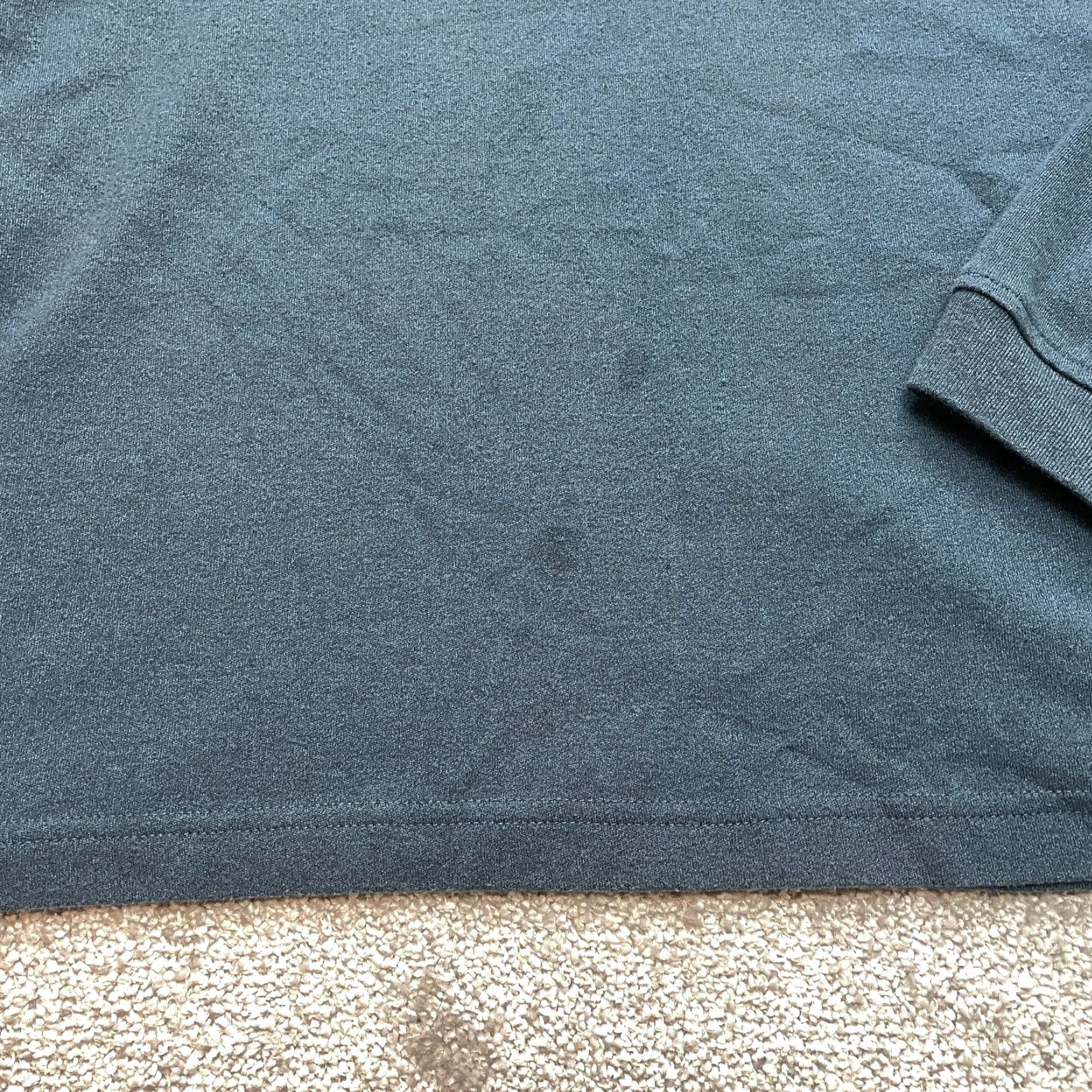 Van Heusen Van Heusen Shirt Mens L Blue Cotton Long Sleeve Tee with Gray Lining Logo V-Neck Size US L / EU 52-54 / 3 - 2 Thumbnail