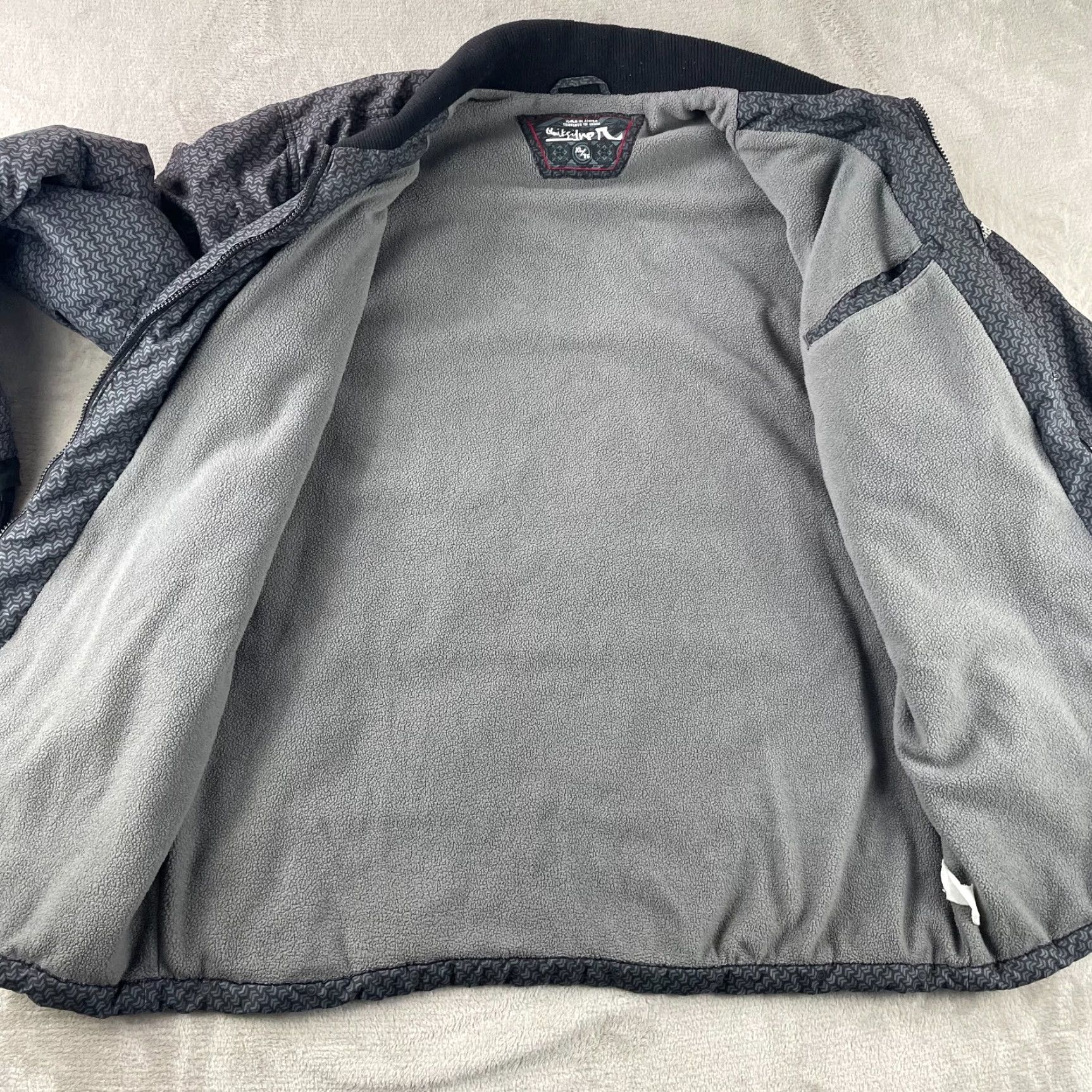 Quiksilver VINTAGE Quiksilver Jacket Mens XL Black Grey Chevron Fleece Lined Zip Up Grunge Size US XL / EU 56 / 4 - 4 Thumbnail