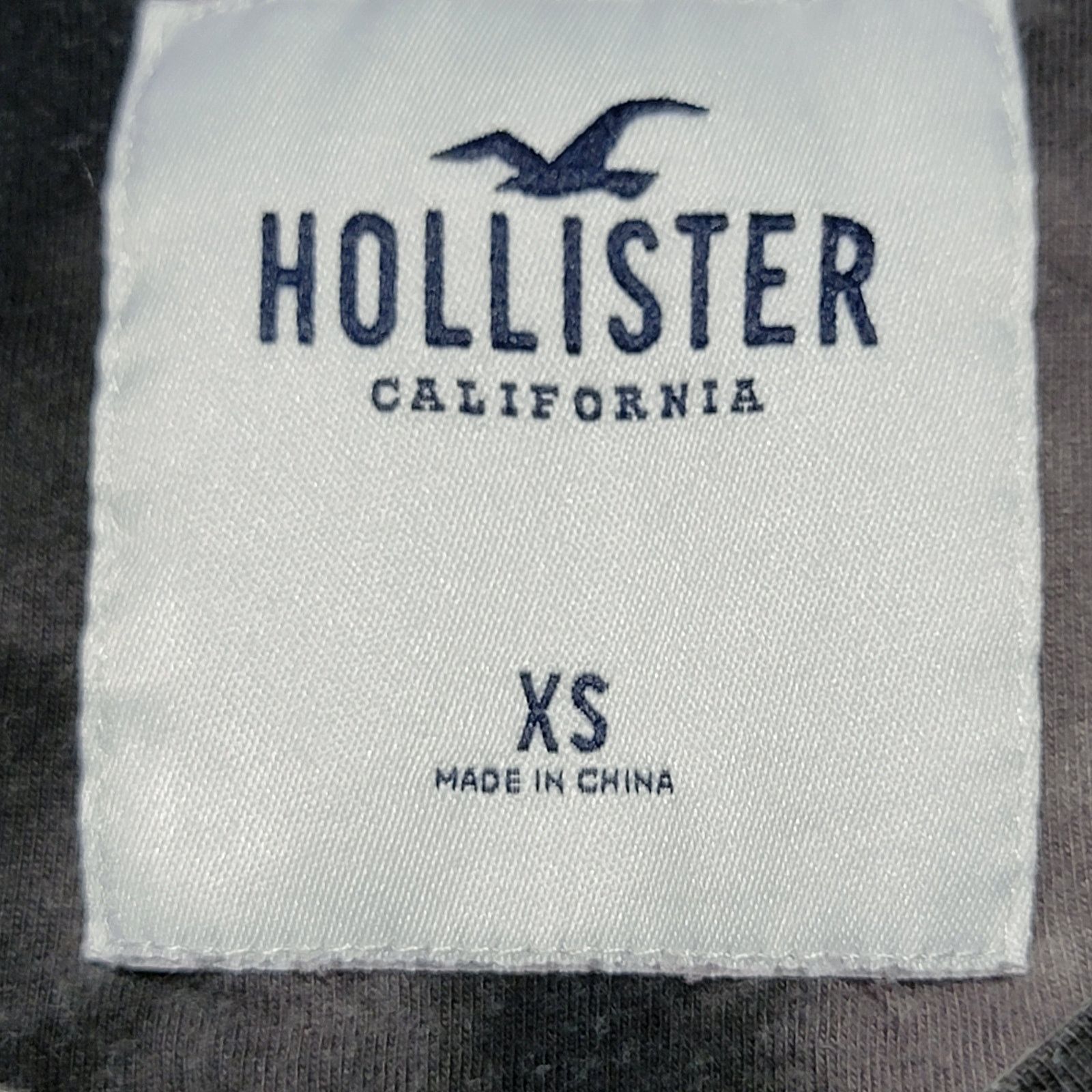 Hollister Hollister Black Tie-Dye Tee Cheetah Face - Size XS Size XS / US 0-2 / IT 36-38 - 4 Thumbnail