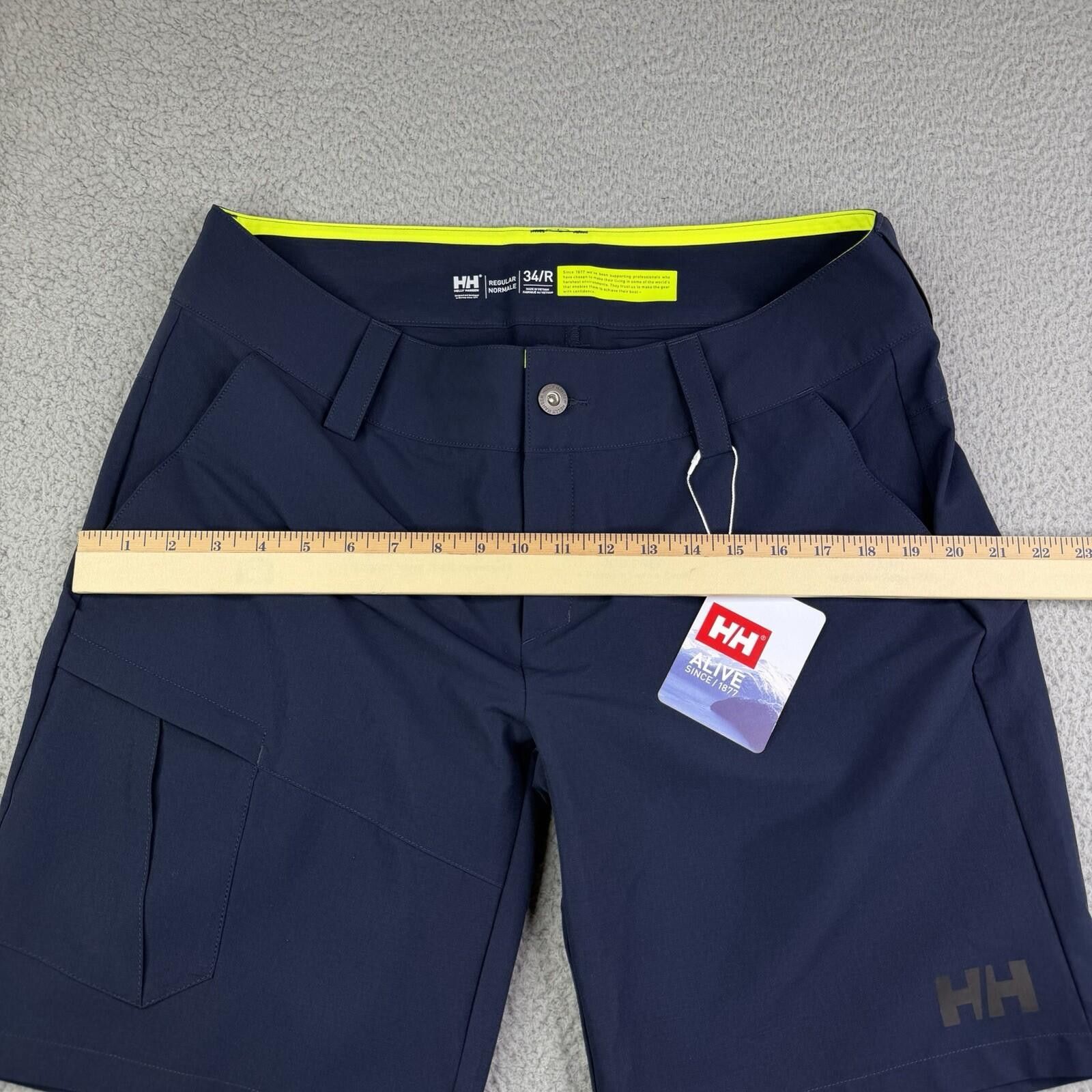 Helly Hansen Helly Hansen Quick-Dry Navy Cargo Shorts Women's 34x9.5 Size 34" / US 12 / IT 48 - 6 Thumbnail