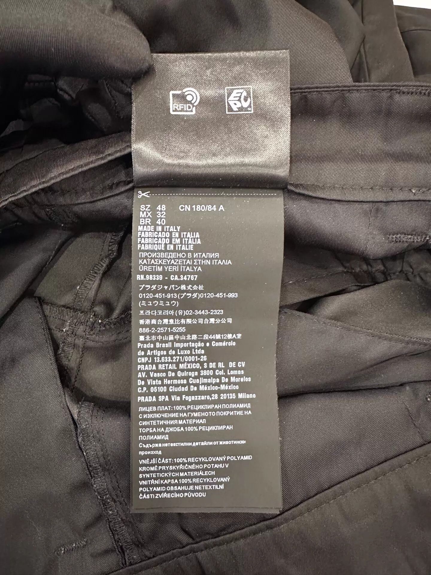 Prada Prada Men's Black Metal Triangle Logo Cargo Pants 48 Size US 32 / EU 48 - 7 Thumbnail
