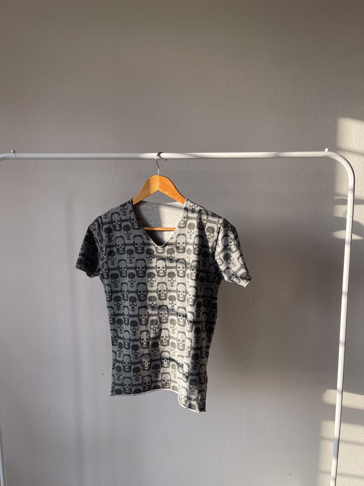 Lucien Pellat-Finet 2000s Lucien Pellat Finet Skull Overprint Cropped Tee Size US S / EU 44-46 / 1 - 3 Thumbnail