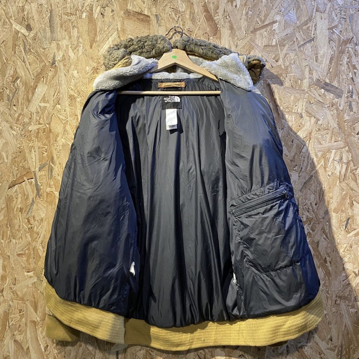 The North Face The North Face Gotham Jacket 550 Down Fur Hood Size US M / EU 48-50 / 2 - 3 Thumbnail