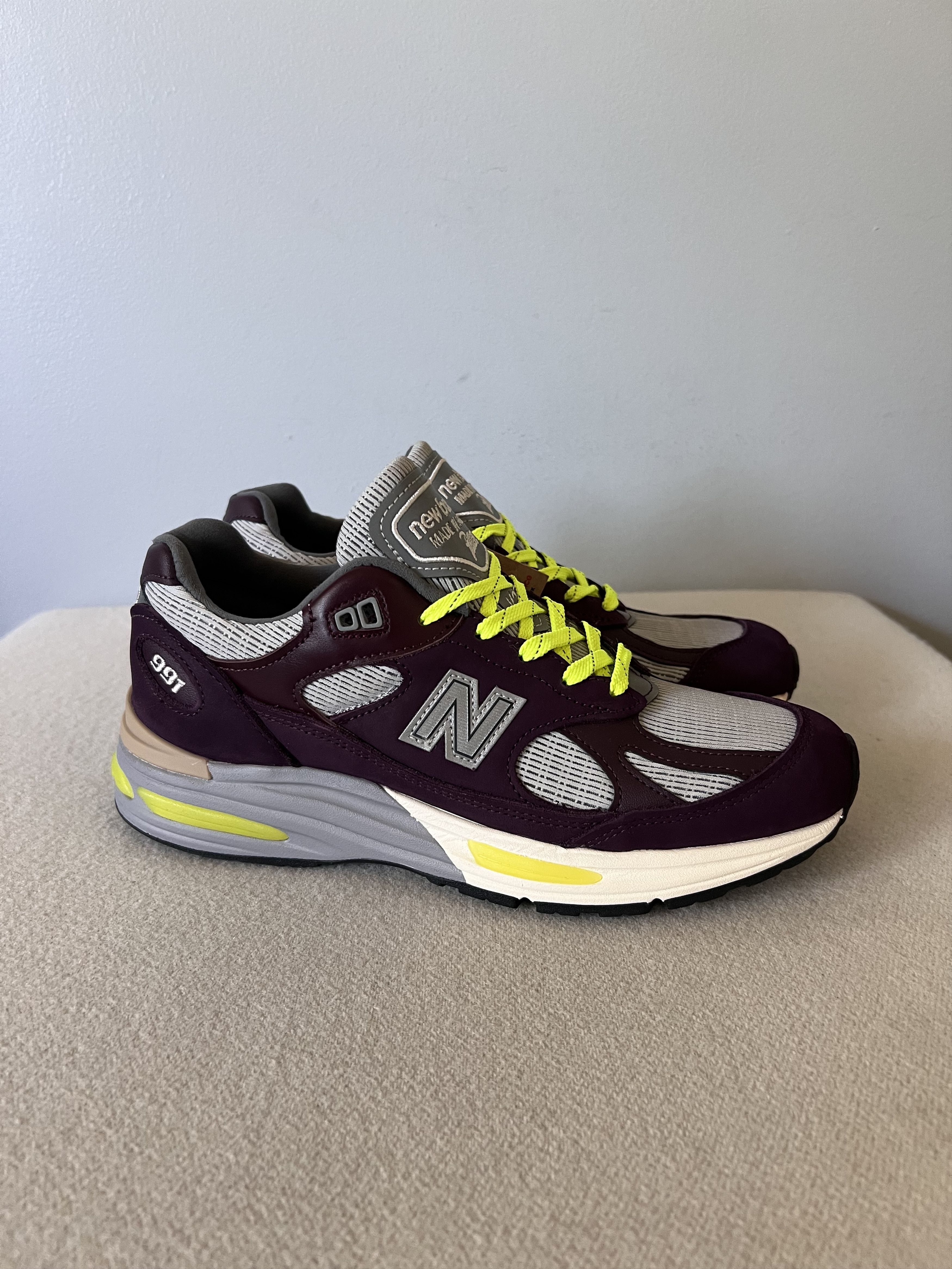 New Balance × Patta Patta New Balance 991v2 in Violet Pickled Beet Size US 7 / EU 40 - 1 Thumbnail