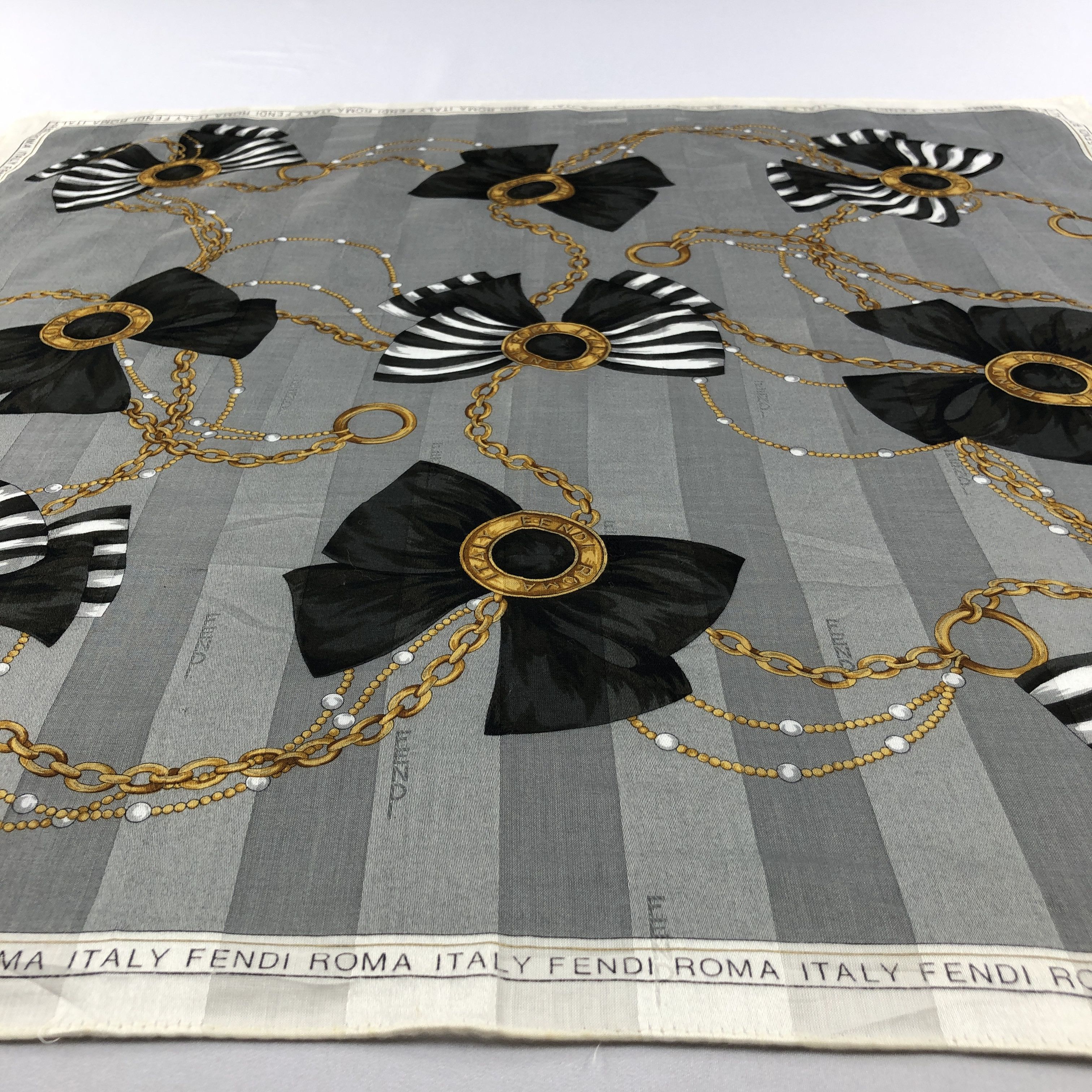 Japanese Brand Fendi Handkerchief Neckerchief Bandana H3171 Size ONE SIZE - 5 Thumbnail