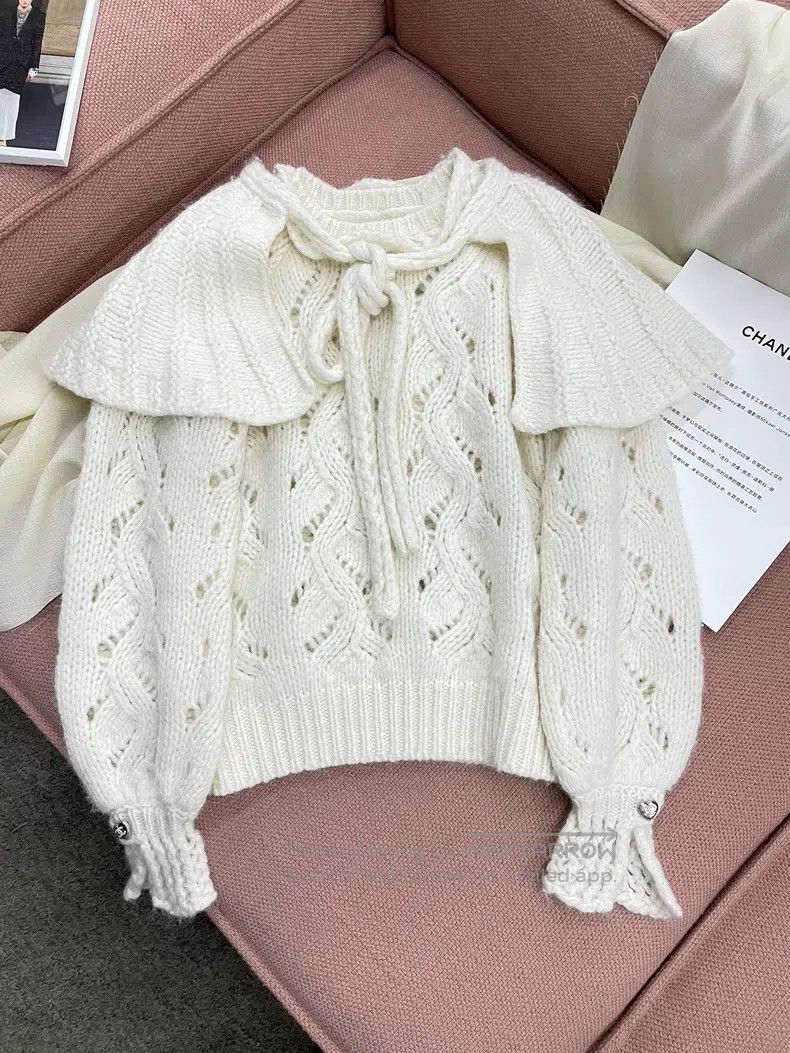 Chanel Chanel White heart button shawl sweater Size XXS / US 00 / IT 34 - 1 Thumbnail