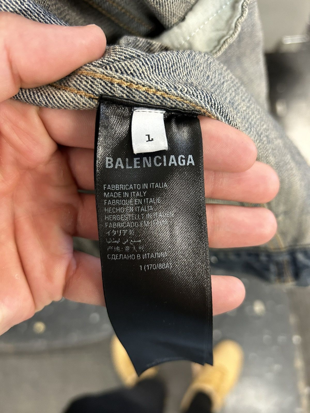 Balenciaga Balenciaga Distressed Denim Jacket Size US L / EU 52-54 / 3 - 5 Thumbnail