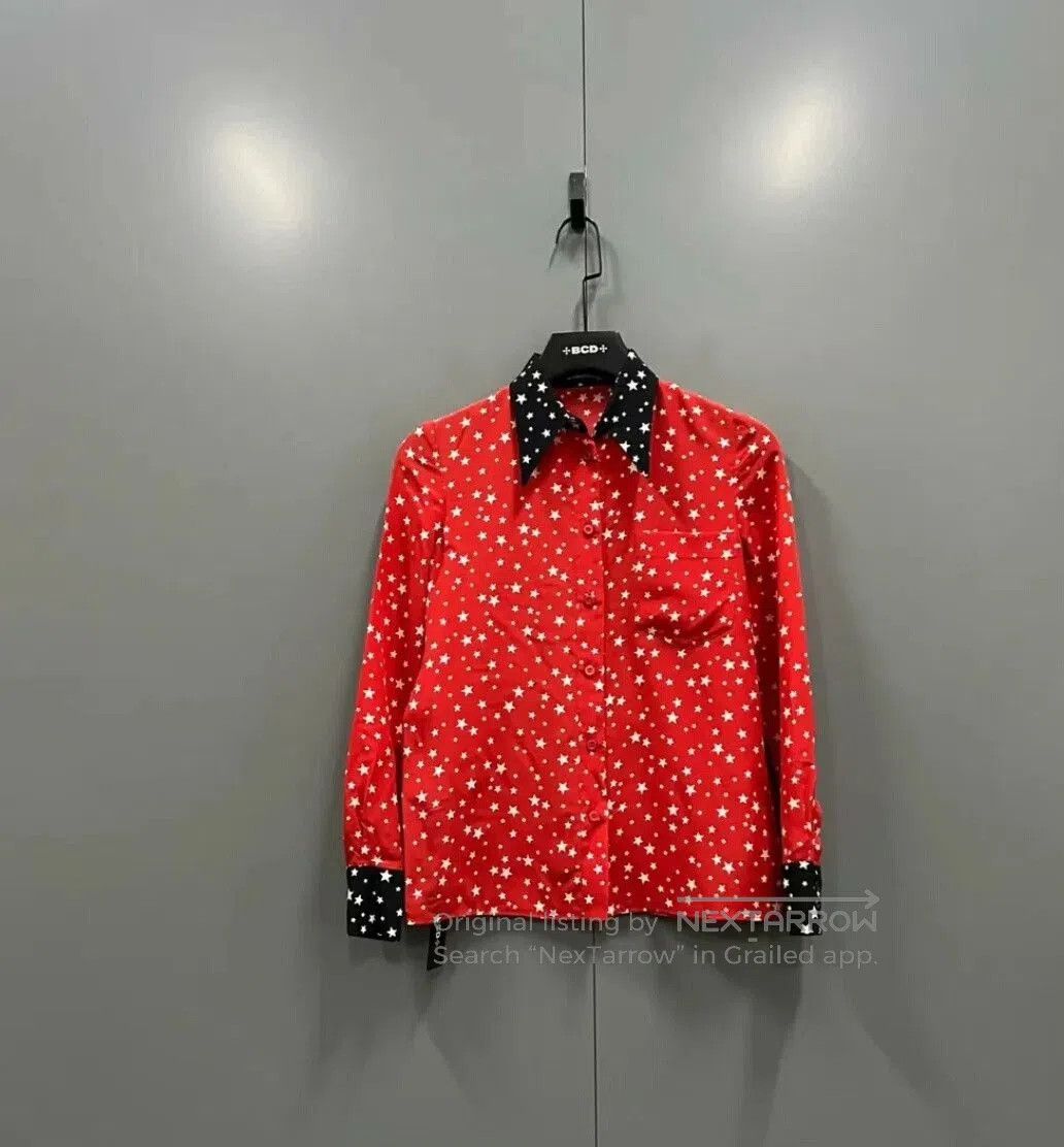 Miu Miu Miu Miu Red Star Print Shirt. Size XS / US 0-2 / IT 36-38 - 2 Thumbnail