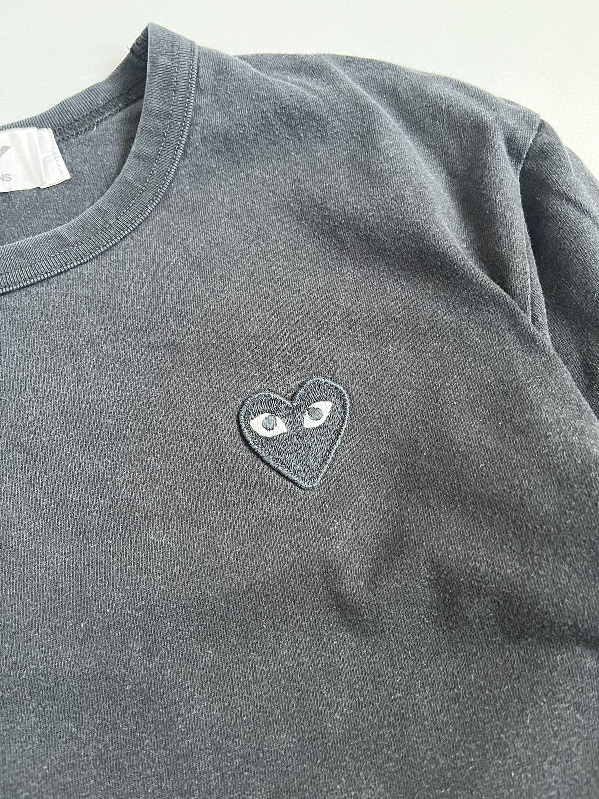 Comme des Garcons × Japanese Brand COMME DES GARCONS CDG Play Woman’s Black Heart Long Sleeve Size M / US 6-8 / IT 42-44 - 2 Thumbnail