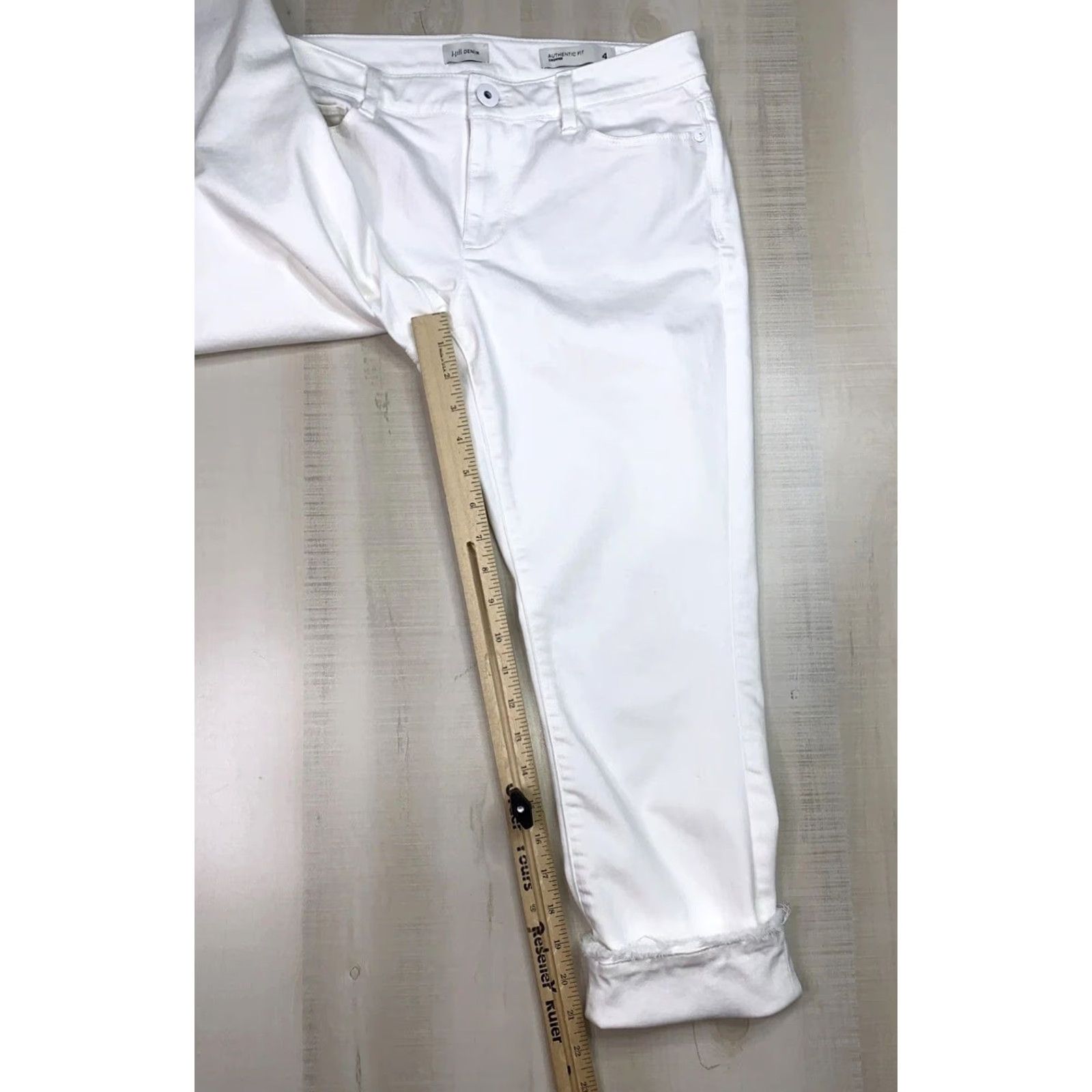 J. Jill J. Jill Denim Authentic Fit Cropped Stretch White Jeans Womens 4-12820 Size 27" / US 4 / IT 40 - 6 Thumbnail
