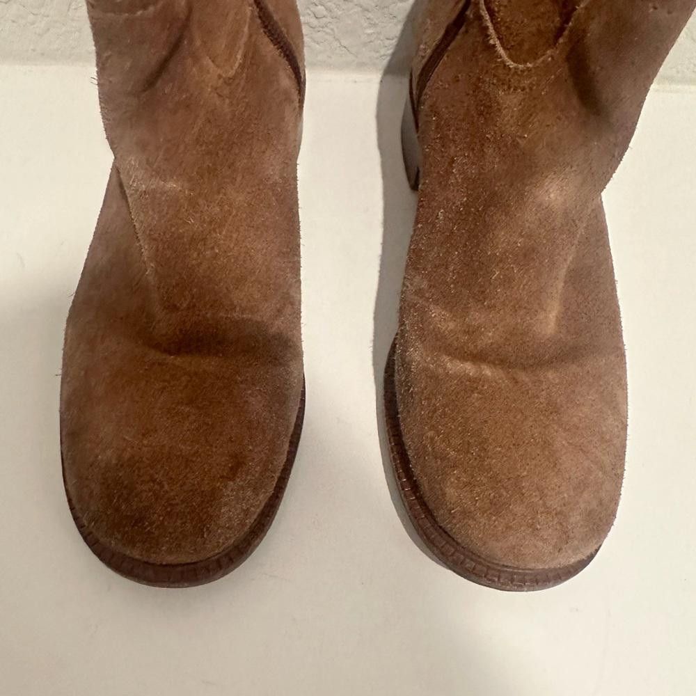 Tory Burch Tory Burch Alaina Flat Bootie Almond Tan Split Suede 7.5 Size US 7.5 / IT 37.5 - 6 Thumbnail
