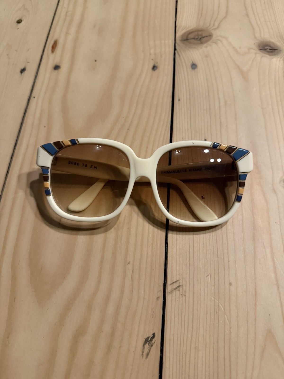 Emmanuelle Khanh Emmanuelle Khanh Paris 8080 Sunglasses Original Pouch Size ONE SIZE - 2 Thumbnail