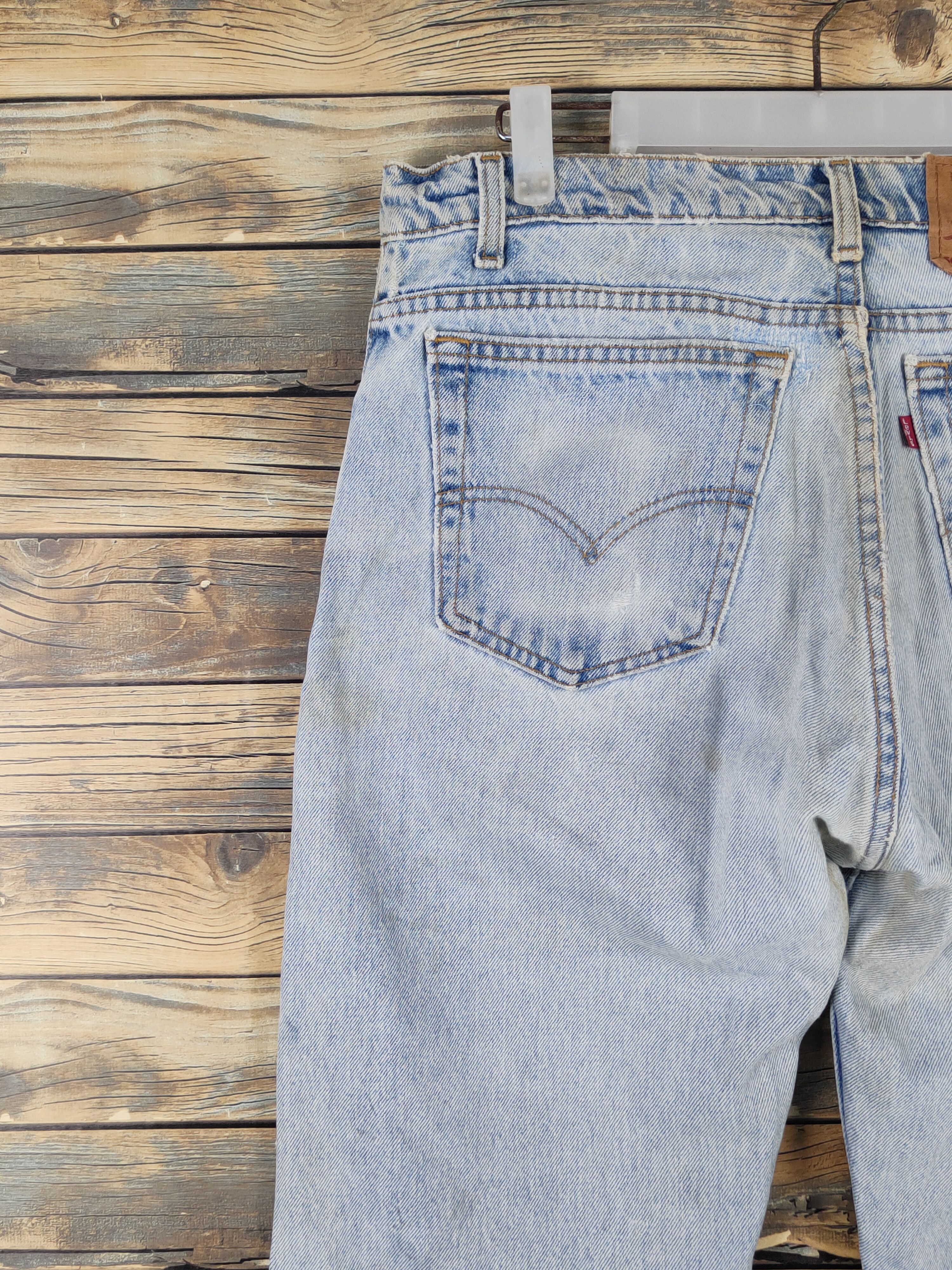 Levi's 505 Levi's Light Blue Distressed Ripped Jeans #W1572 Size US 34 / EU 50 - 9 Thumbnail