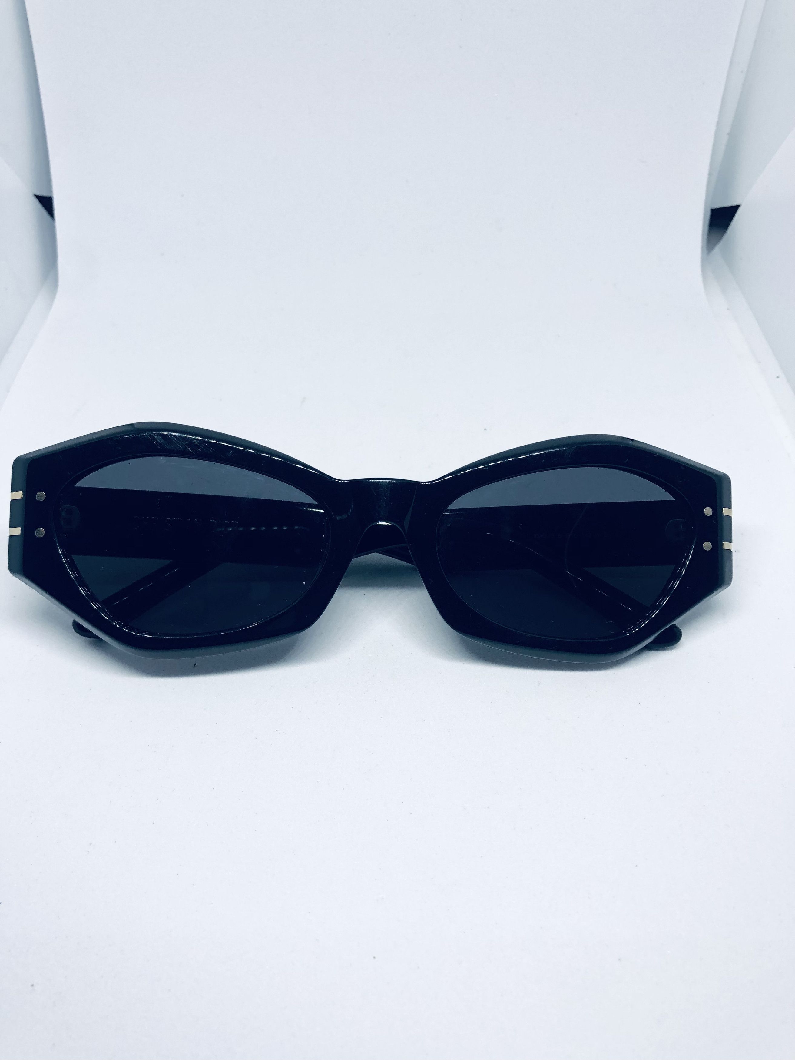 Dior Dior Signature B1U Black/Grey Butterfly Frame Women's Size ONE SIZE - 17 Thumbnail