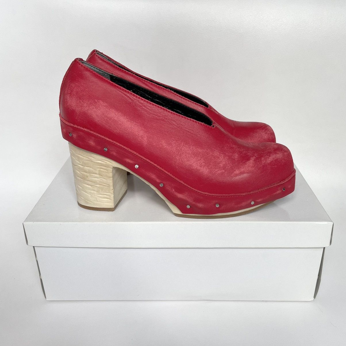 Comme des Garcons Distressed Leather Heeled Clogs Size US 7.5 / IT 37.5 - 17 Thumbnail
