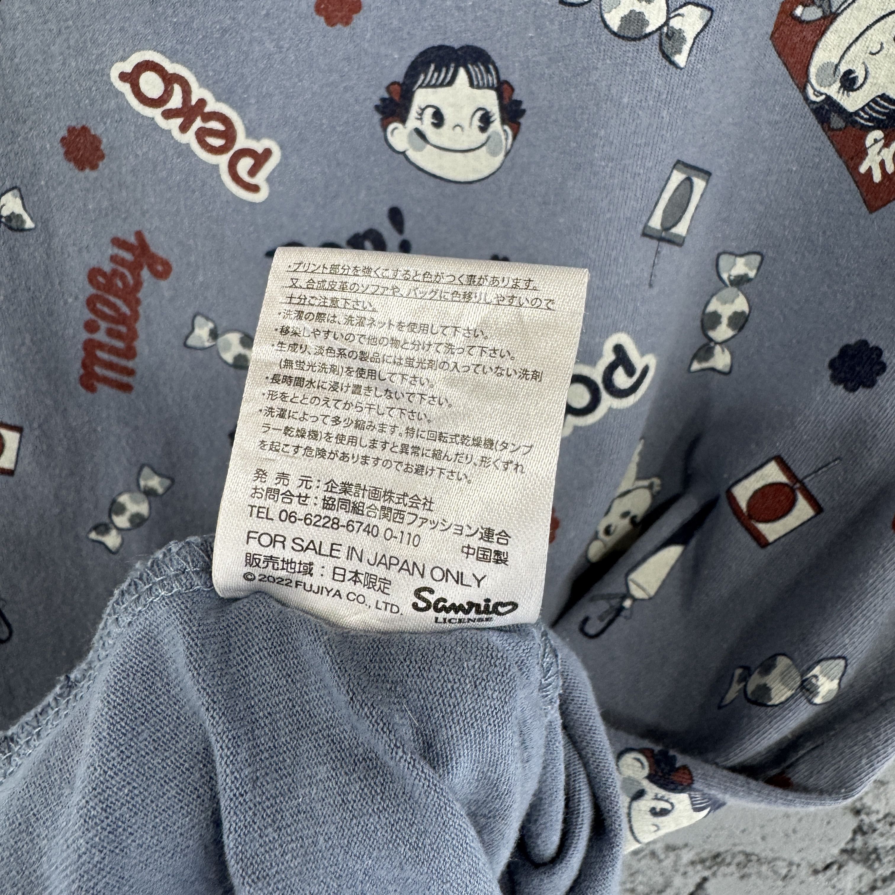 Vintage Shimamura Peko & Poko Peco and Poko Candy Pattern Tshirt Size US L / EU 52-54 / 3 - 7 Thumbnail