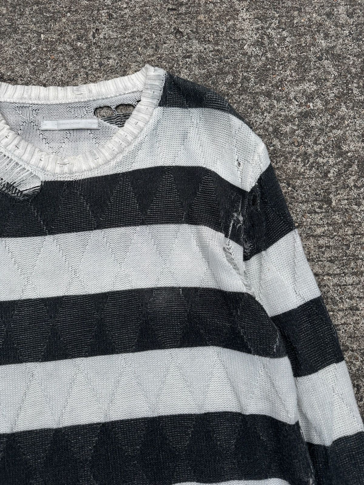 Number (N)ine Number(N)ine AW02 “The Modern Age” Knitted Striped Size US M / EU 48-50 / 2 - 6 Thumbnail