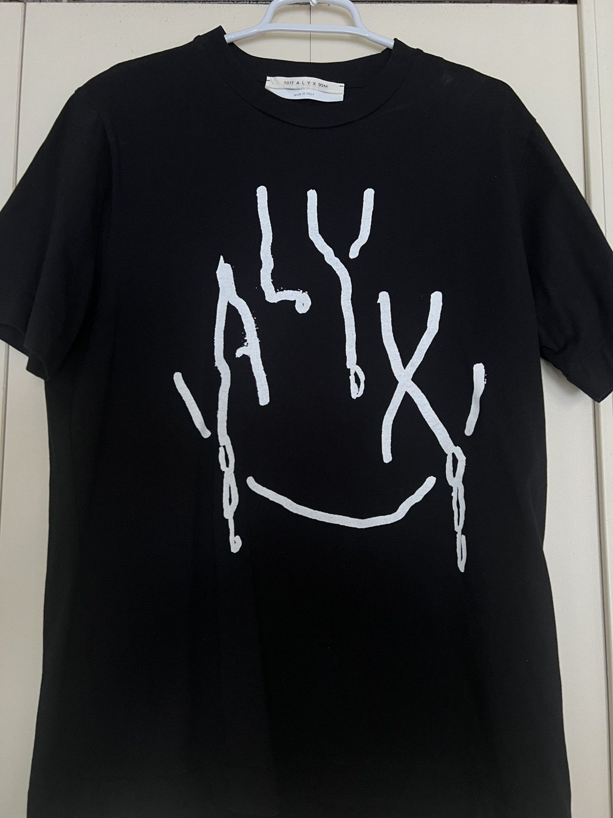 1017 ALYX 9SM 1017 Alyx 9SM Black Graphic Smiley Tee Size US M / EU 48-50 / 2 - 2 Thumbnail