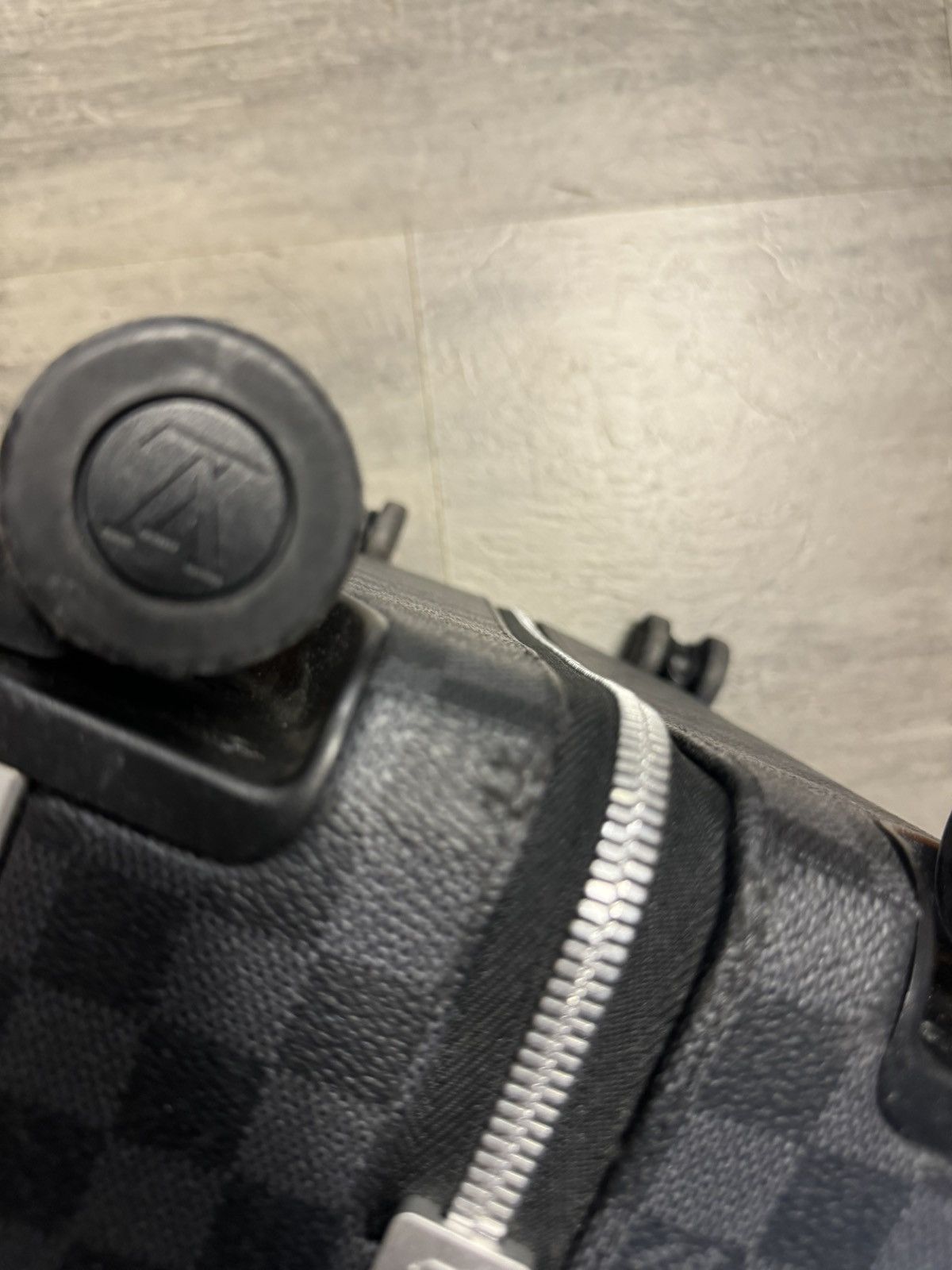 Louis Vuitton Louis Vuitton Horizon 55 Graphite Size ONE SIZE - 18 Thumbnail