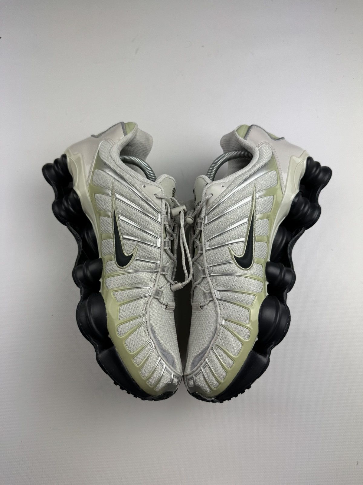 Nike Nike Shox TL Olive Aura US10,5 Size US 10.5 / EU 43-44 - 7 Thumbnail