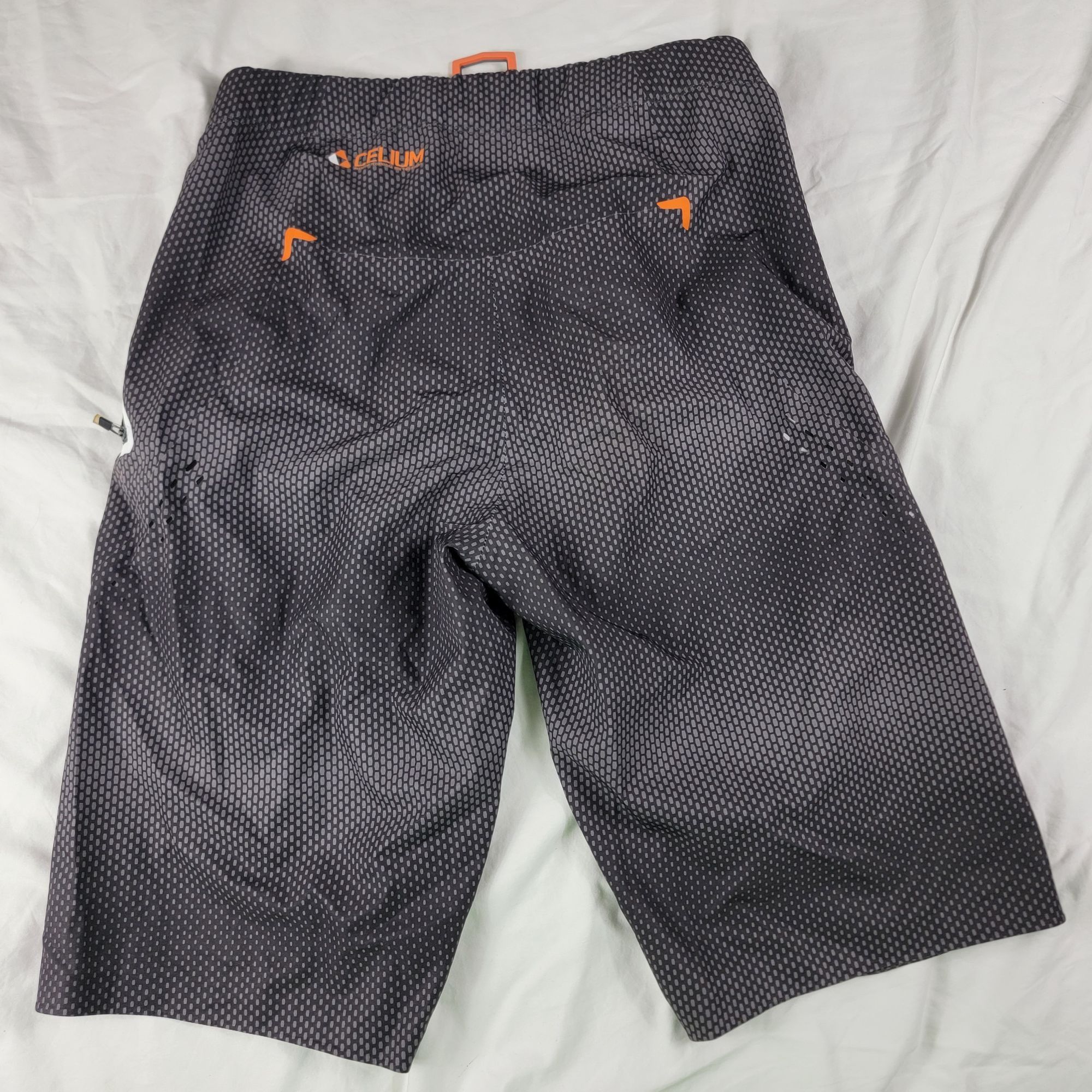 Other 100% Celium Mens 34 Black Bike Shorts Summer Mountains Casua Size US 34 / EU 50 - 2 Thumbnail