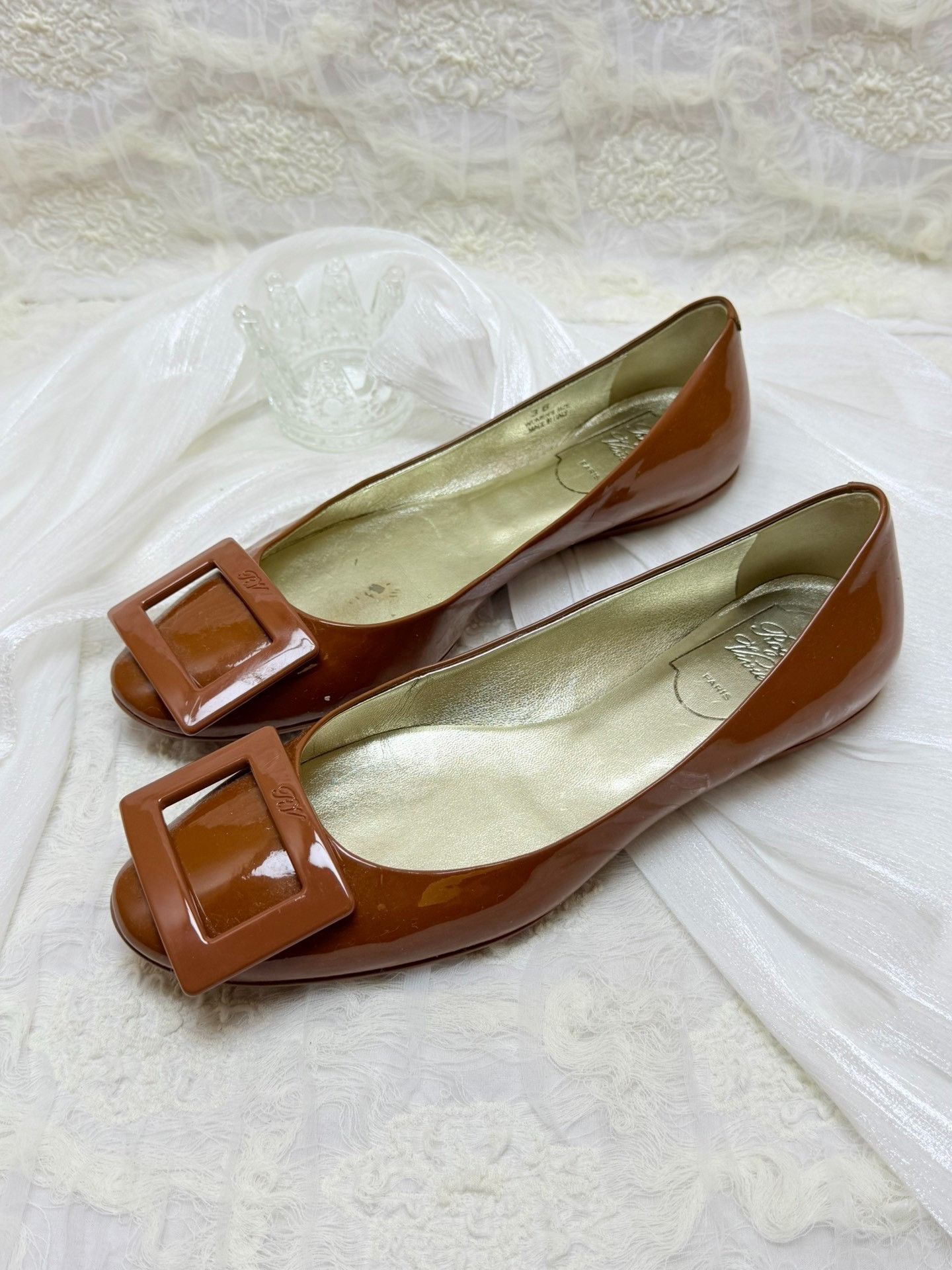 Roger Vivier Roger Vivier Retro Brown Lowtop Sneakers us_6 Women Size US 6 / IT 36 - 1 Thumbnail