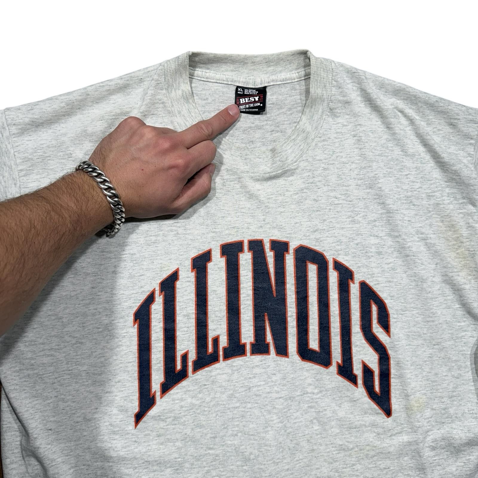 Other Vintage Illinois Tee Screen Stars Collegiate Graphic T-Shirt Size US XL / EU 56 / 4 - 3 Thumbnail