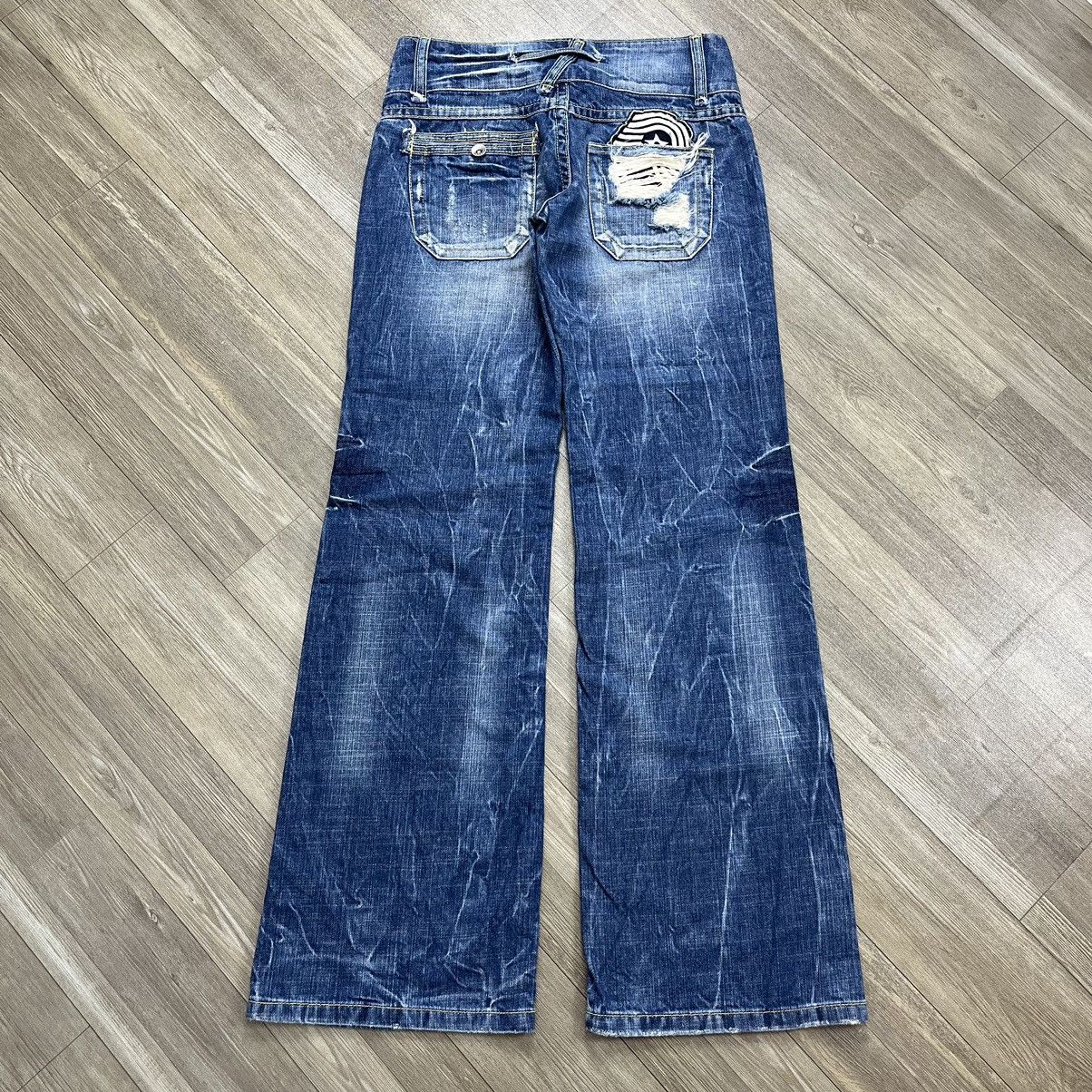 If Six Was Nine Y2K RedPepper Embrodered Distressed Lgb Faded Flared Jeans Size 28" / US 6 / IT 42 - 20 Thumbnail