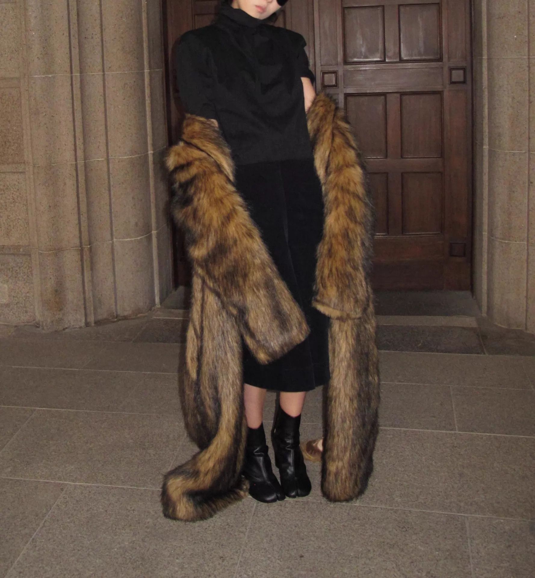 Other hed mayner eco fur long coat XS back slit like new Size XS / US 0-2 / IT 36-38 - 3 Thumbnail