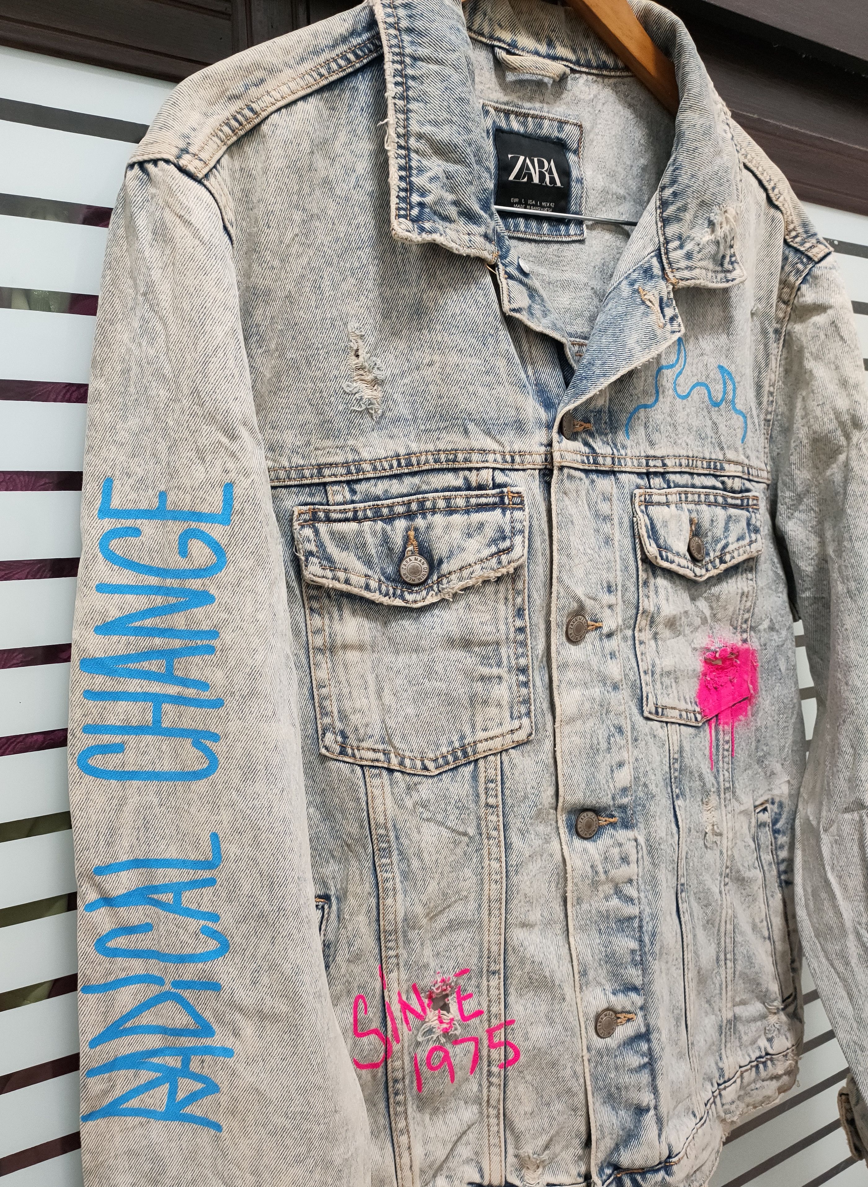 Zara 💥Zara Distressed Denim Jacket💥 Size US L / EU 52-54 / 3 - 5 Thumbnail