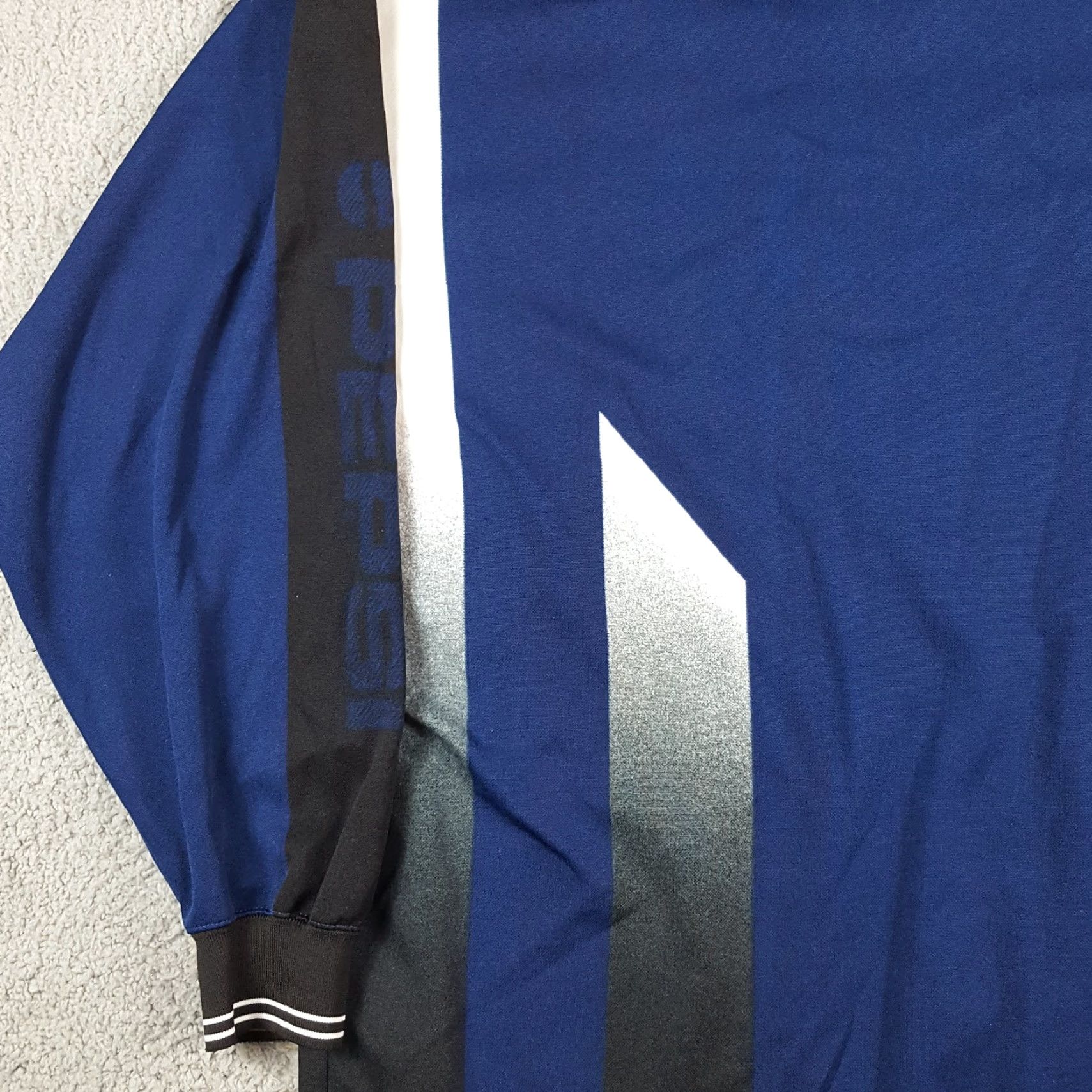 Vintage VINTAGE Pepsi Jersey Tee Men XL Blue 90s Retro Logo Sports T Shirt Cotton Short Sleeve Crew Neck Embroidered Logo Size US XL / EU 56 / 4 - 7 Thumbnail