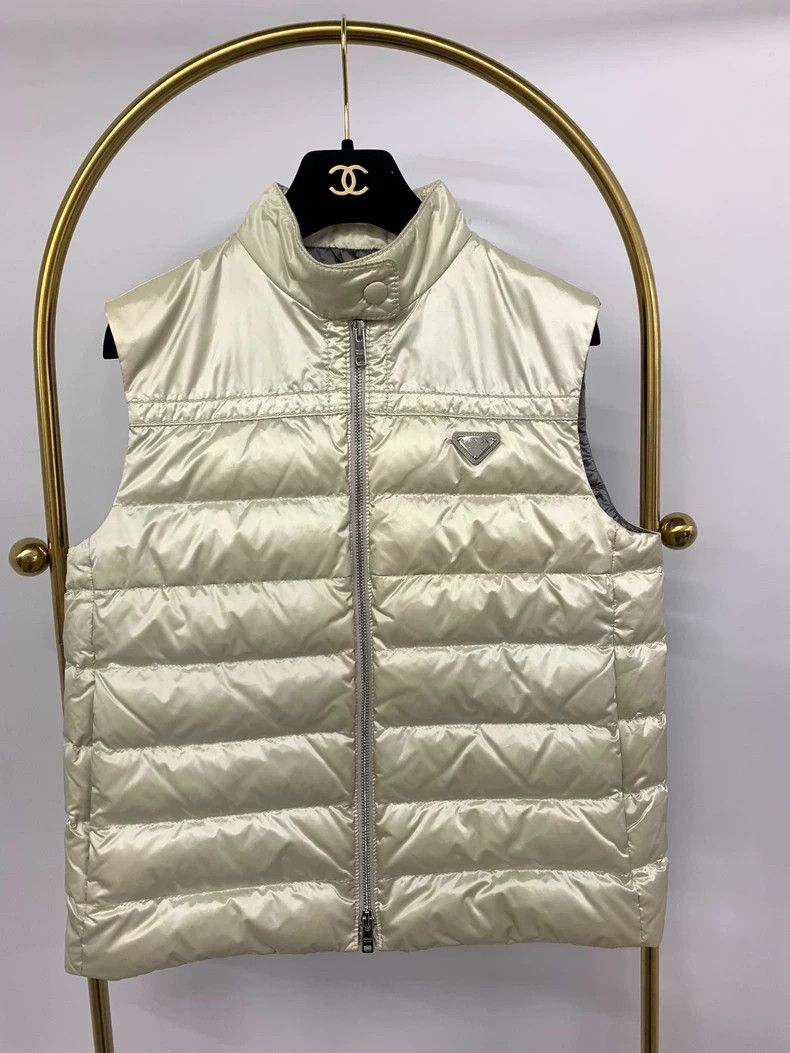 Prada Prada Triangle striped down vest Size US XXS / EU 40 - 1 Thumbnail