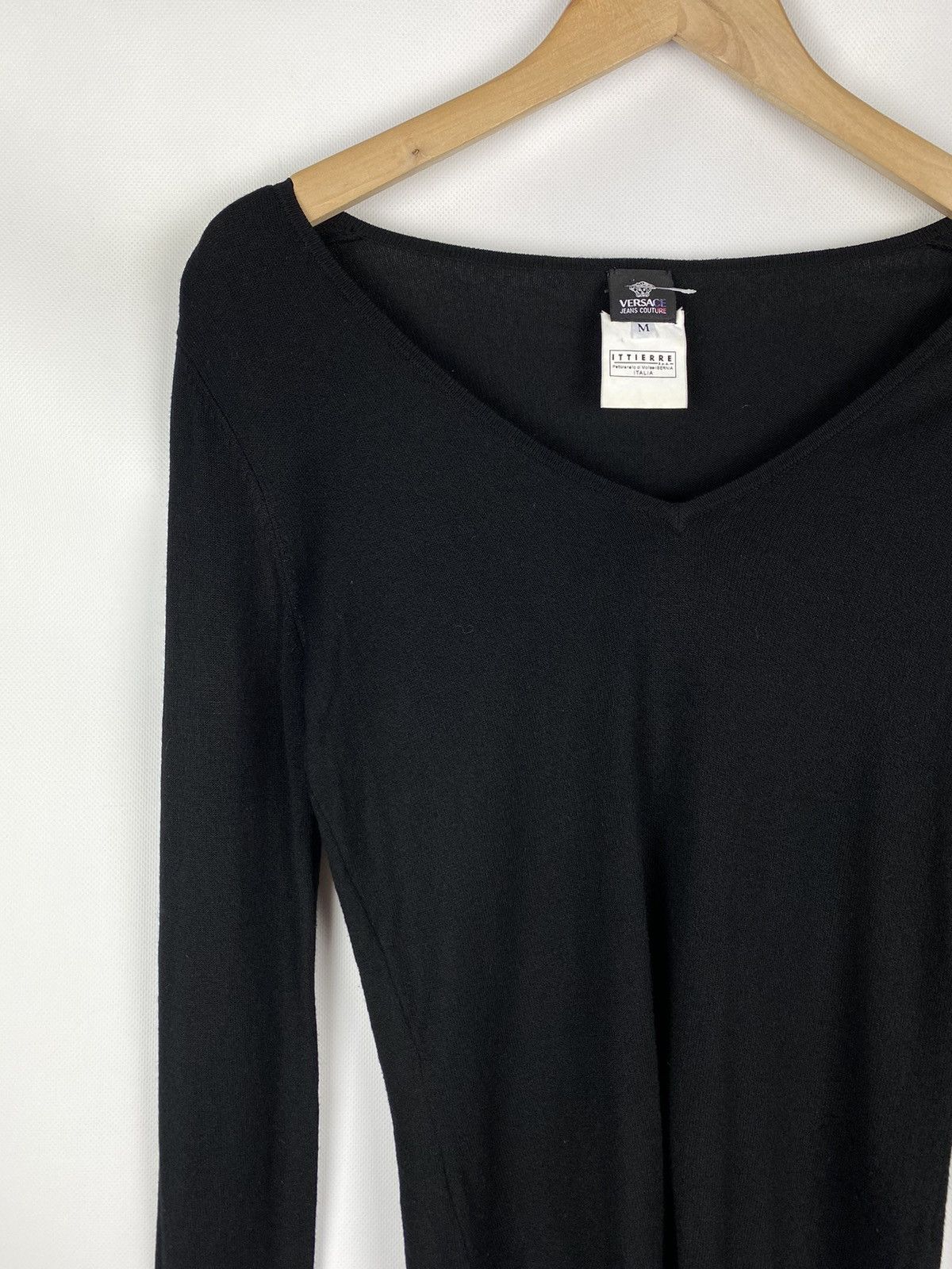 Versace Jeans Couture × Vintage Versace Jeans Couture vintage ladies v-neck sweater pullover Size M / US 6-8 / IT 42-44 - 4 Thumbnail